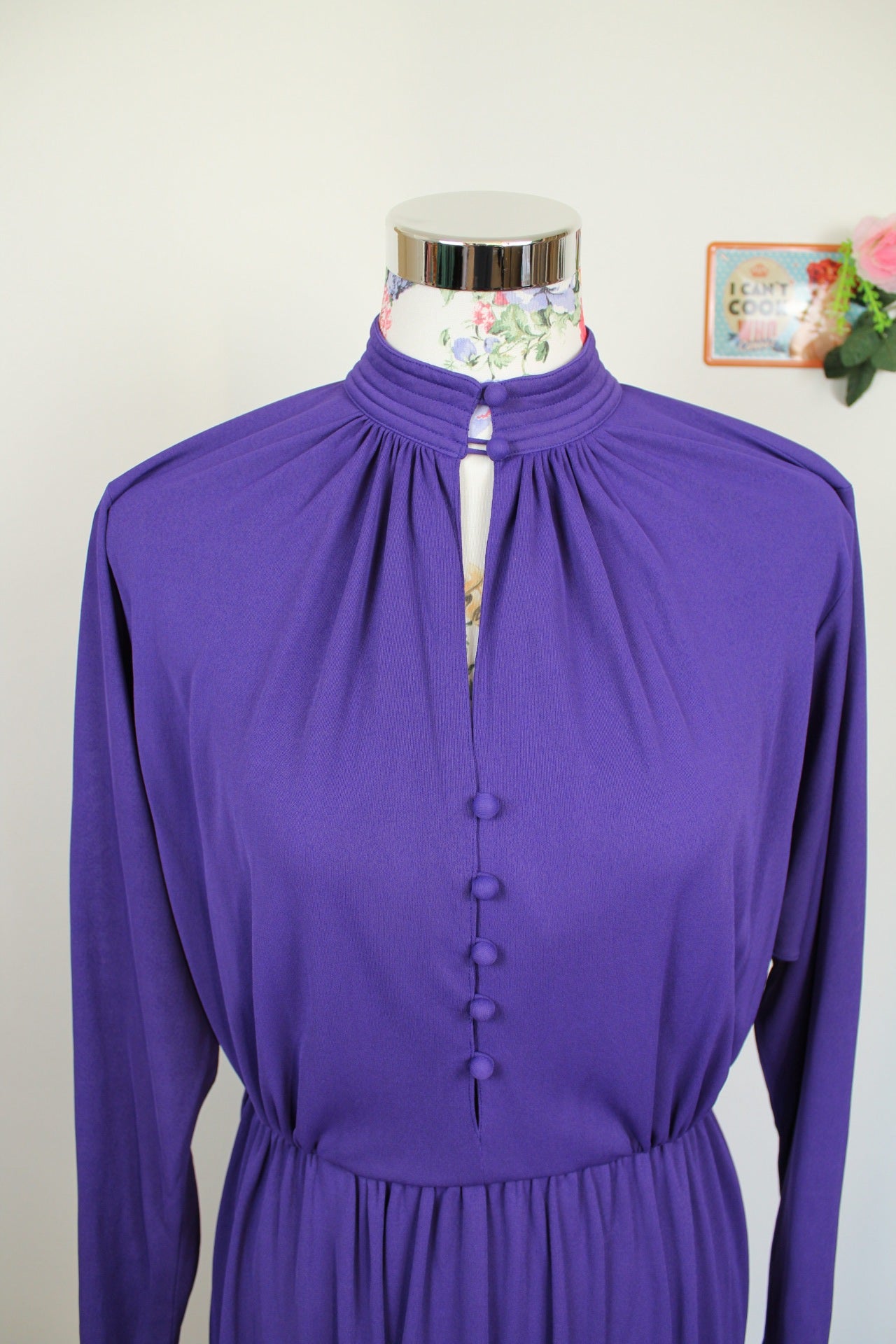 🌸Robe violette boutonnée vintage pin-up années 70🍒