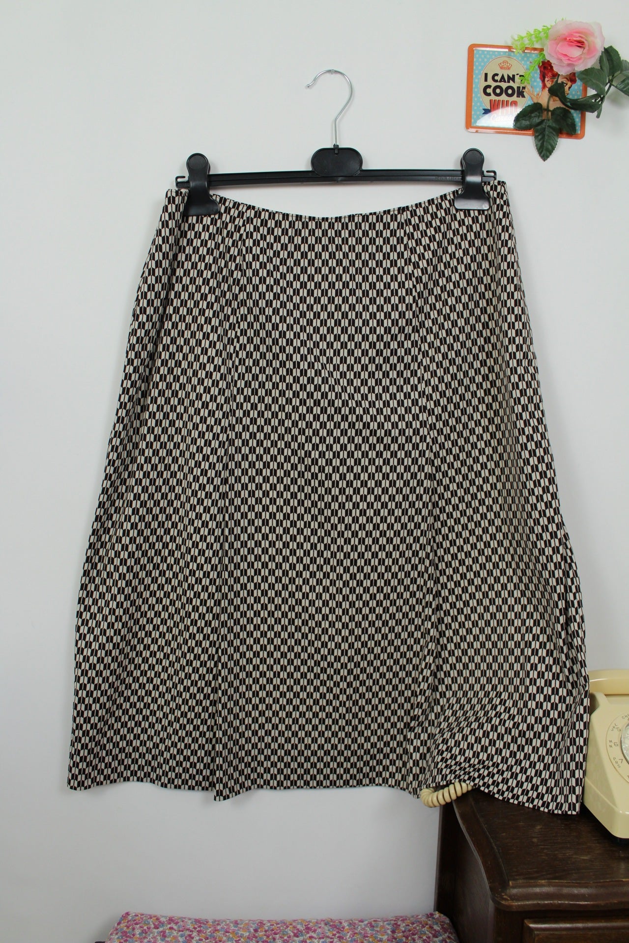🌸🍒Jupe midi vintage 70/80s fabriquée en RFA - élégance géométrique - Taille 42🍒🌸