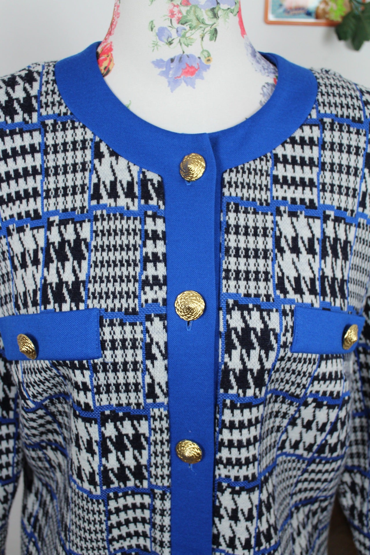 🌸🍒Cardigan vintage 80/90s graphique bleu & noir - boutons dorés chic - Taille 40/42🍒🌸