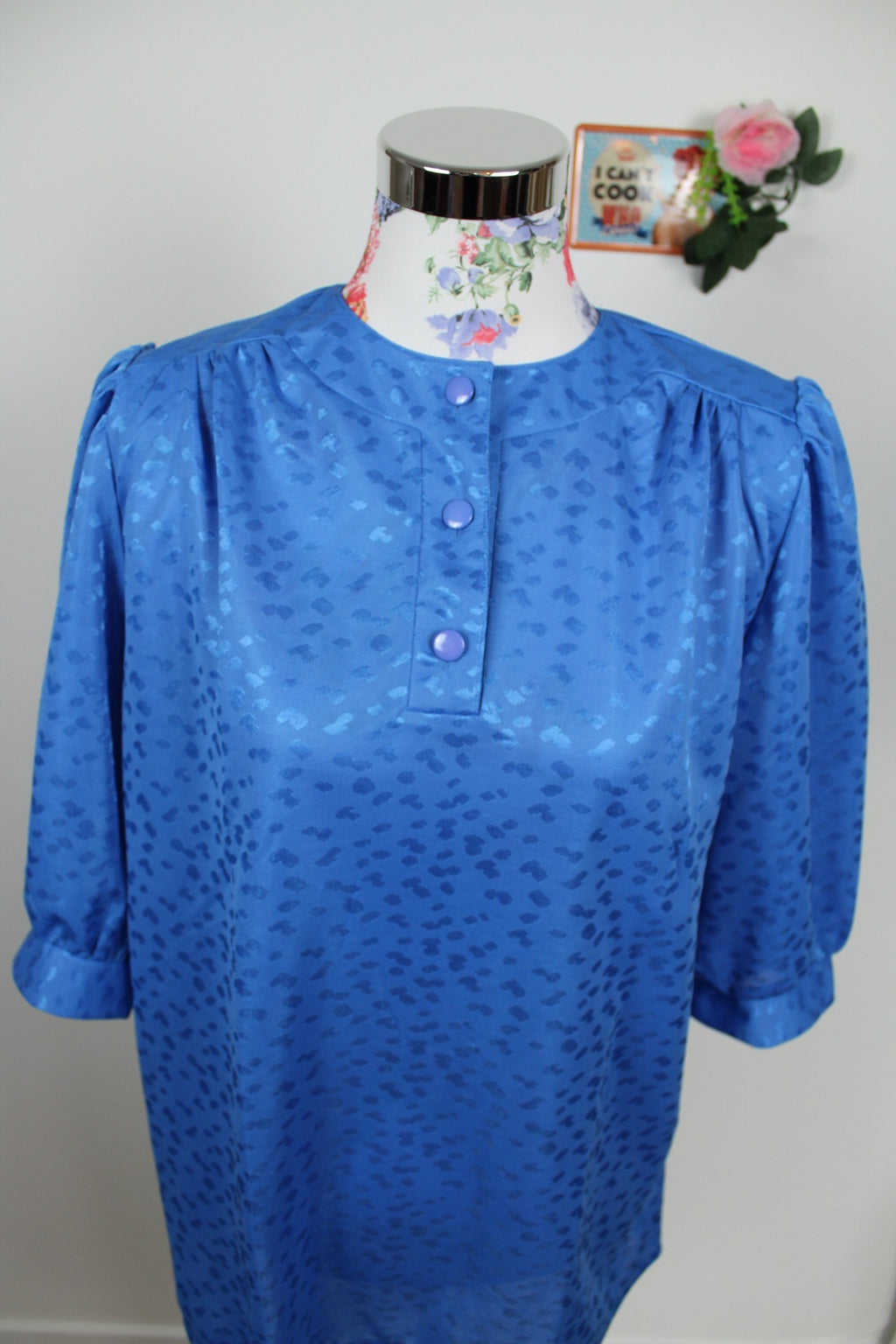🌸Blouse vintage 80's bleu vif - motifs satinés léopard🍒