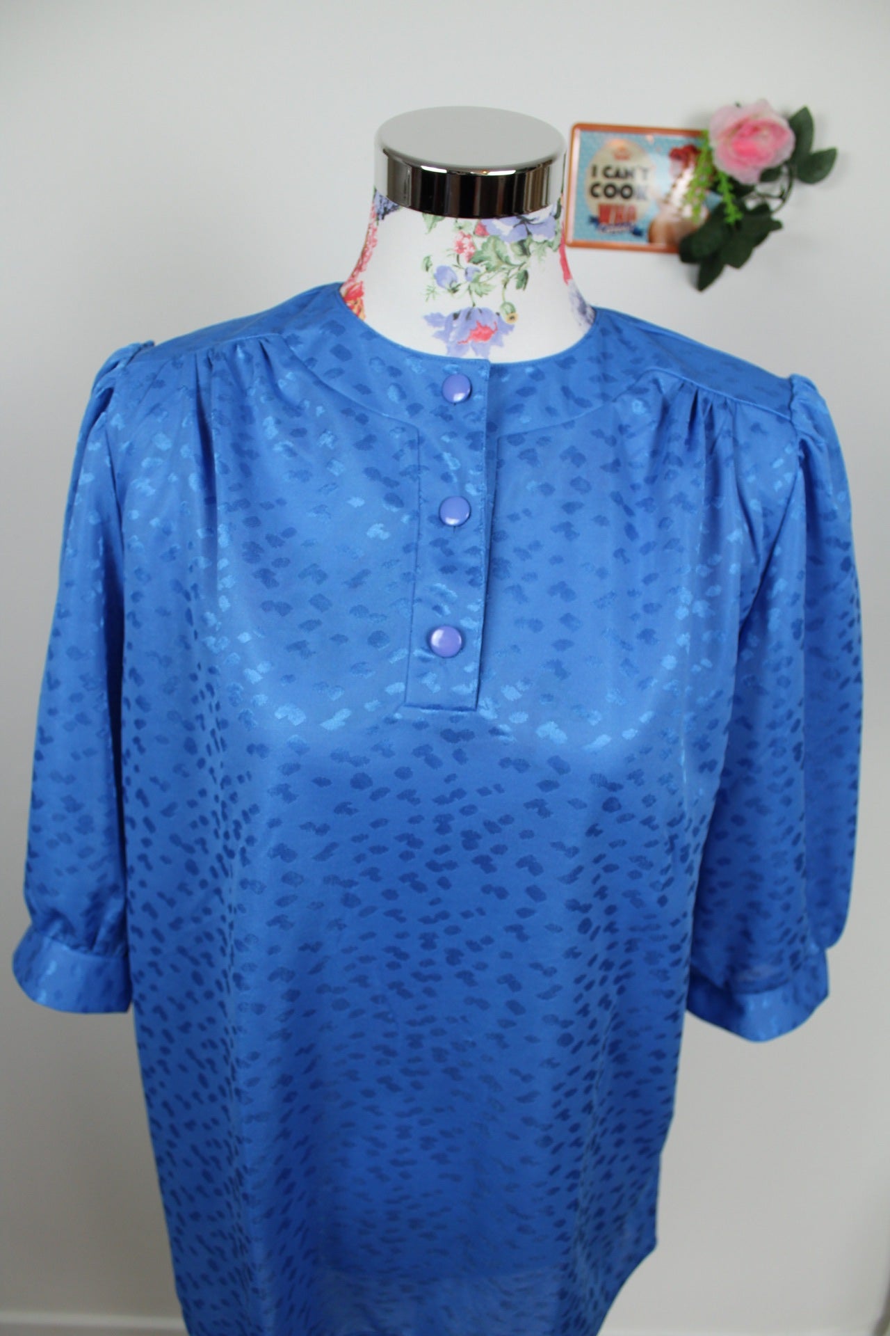 🌸Blouse vintage 80's bleu vif - motifs satinés léopard🍒