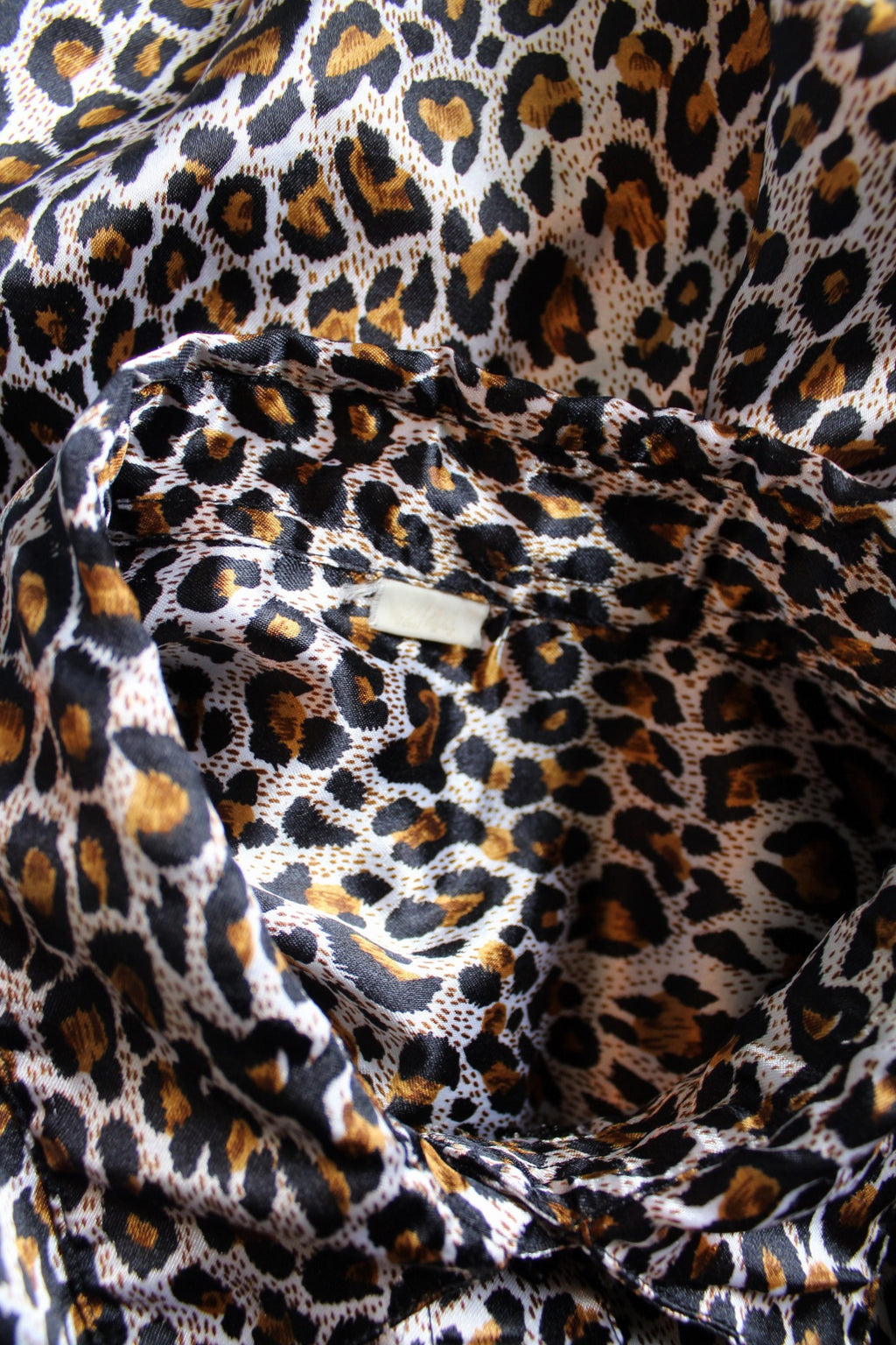✨Chemise vintage 90's imprimée léopard satiné✨
