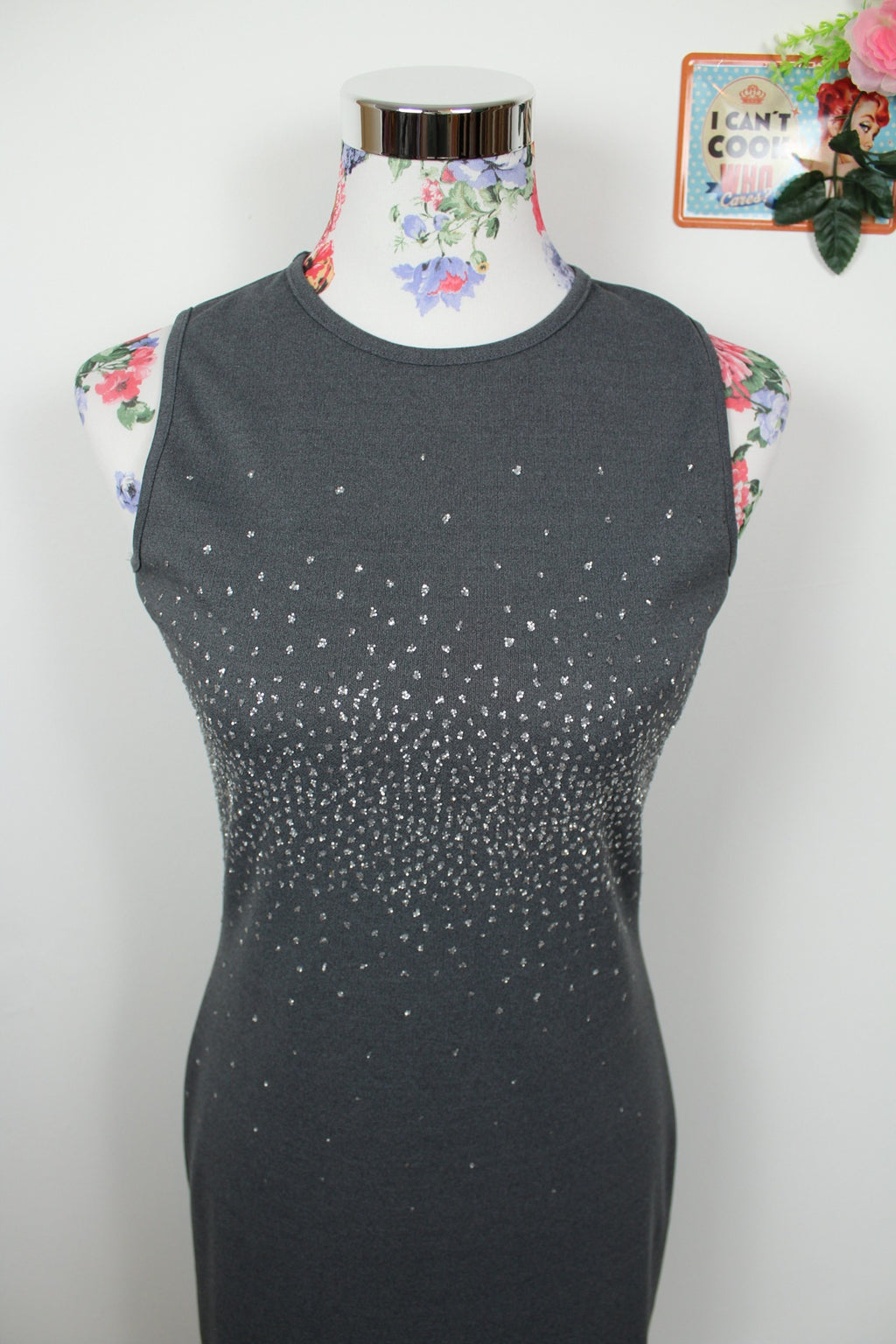 ✨Robe de soirée vintage grise à strass 90's - made in U.K✨