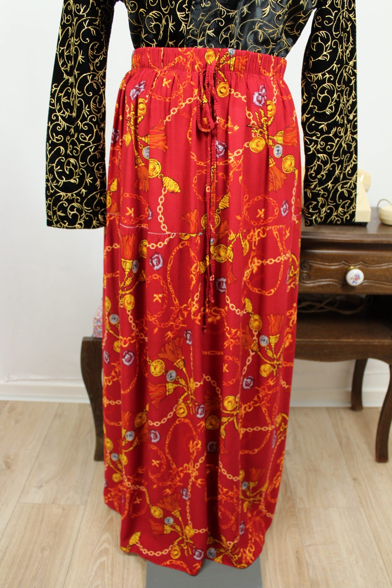 🍒🌸Jupe longue vintage 80/90s imprimée chaînes et médaillons - Taille 38 à 42🌸🍒