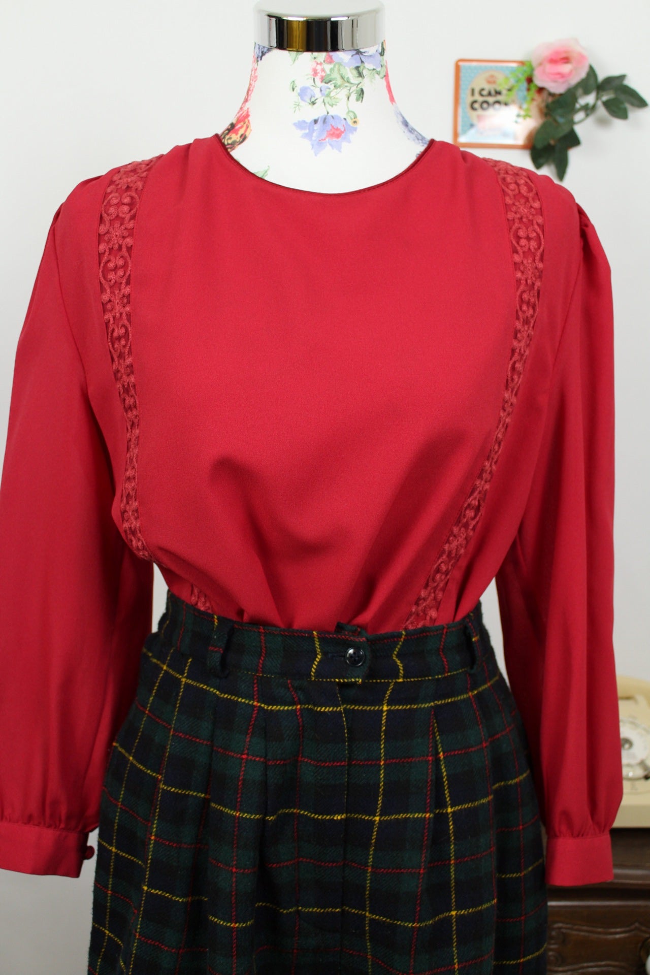 🌸🍒Blouse vintage 90's rouge romantique & broderies fleuries - Taille 40/42🍒🌸