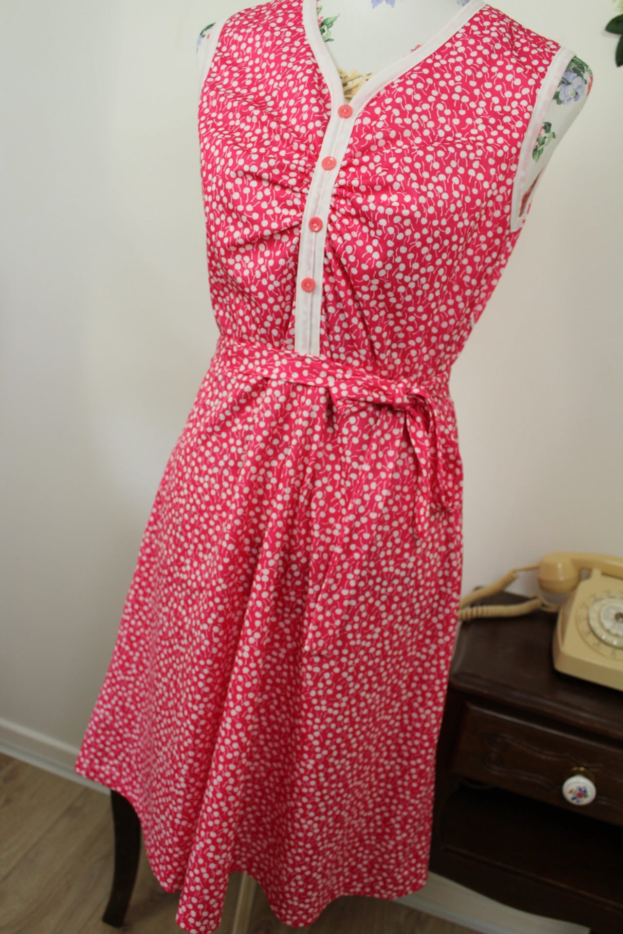 🌸🍒Robe vintage 70's rose pep's motif petites cerises style pin-up🍒🌸