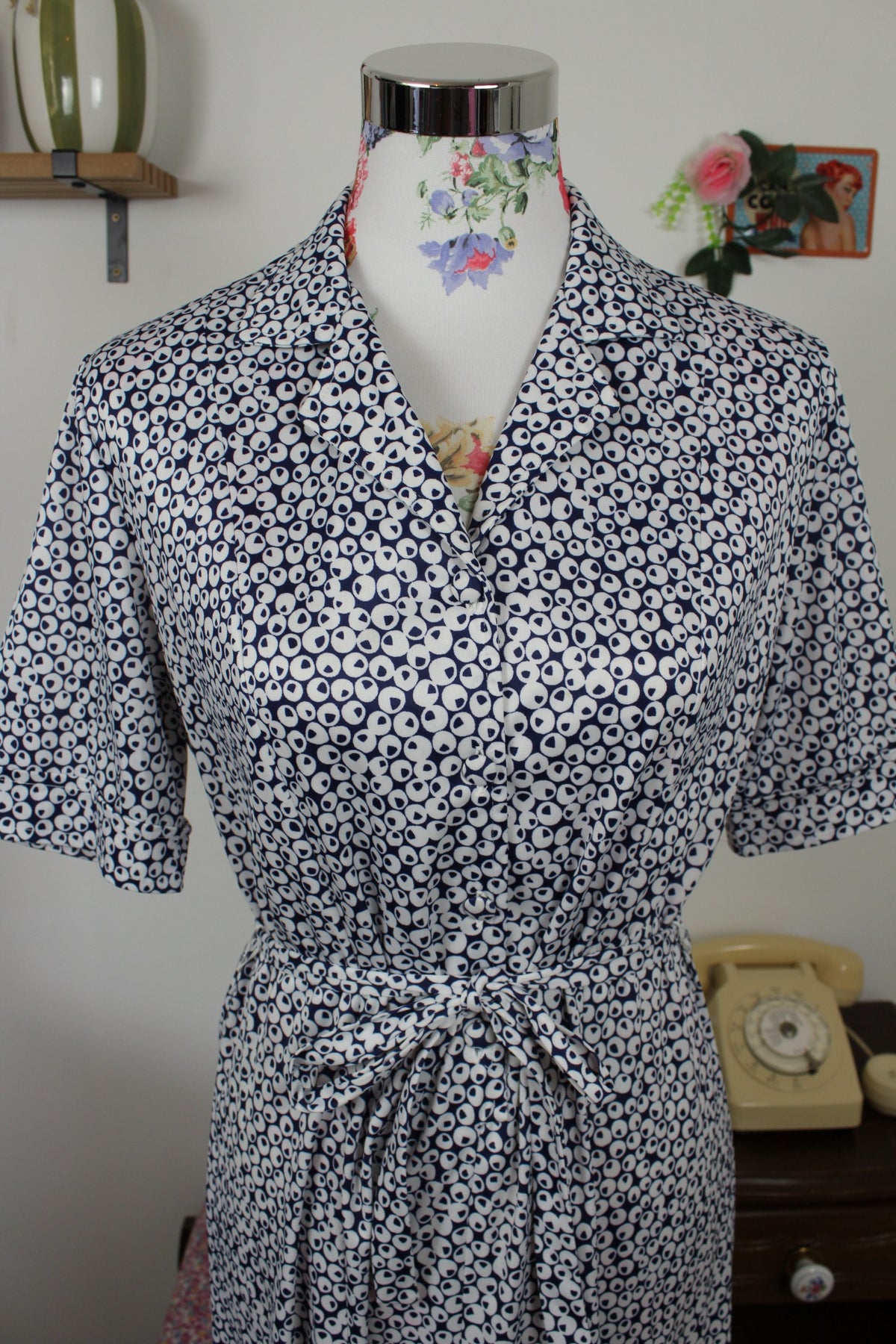 Robe chemisier vintage années 80 à pois bleu marine - pin-up chic à la française - Taille 40/42