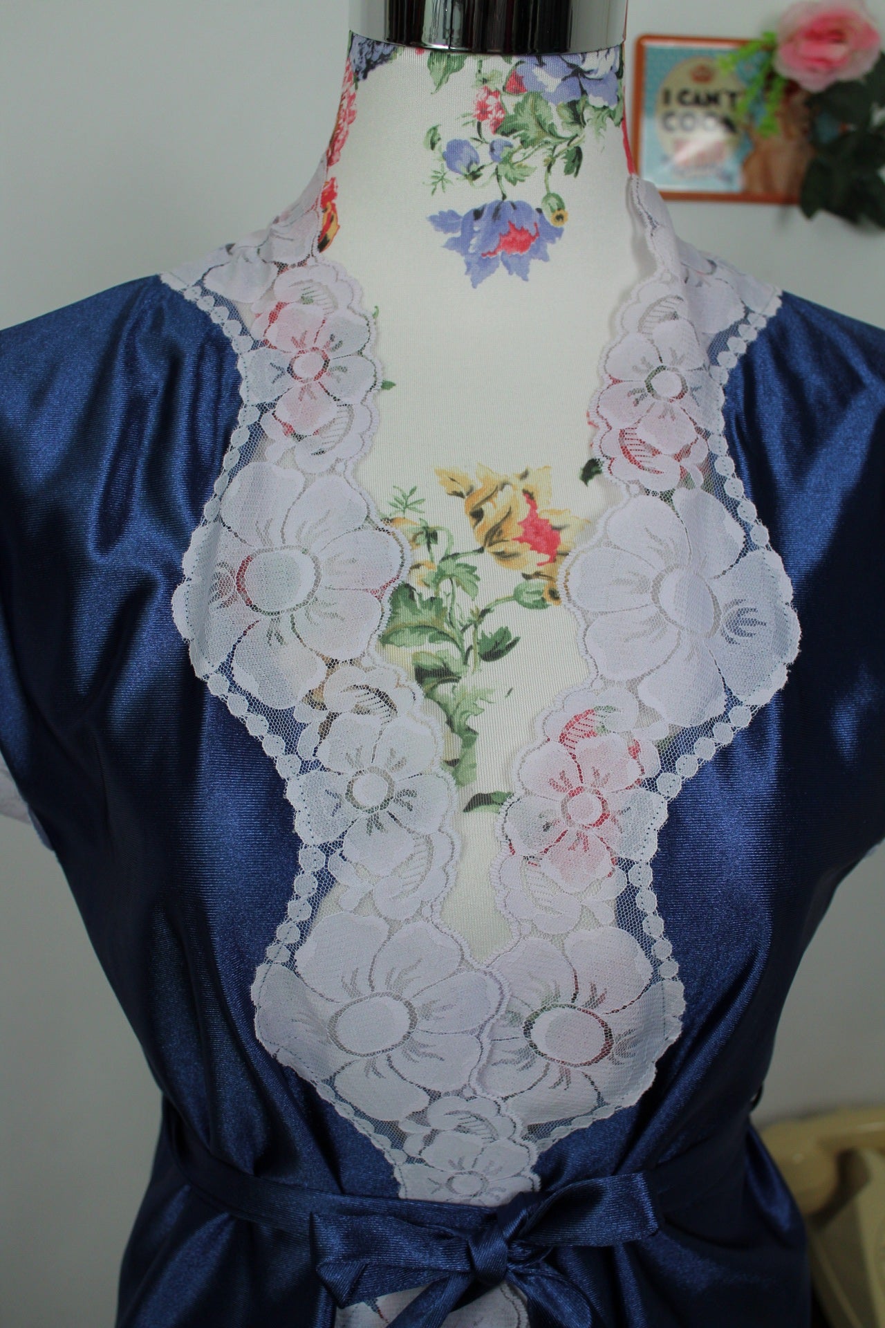 🌸🍒Caraco vintage 70/80's satiné bleu nuit - made in England - Taille 34/36🍒🌸