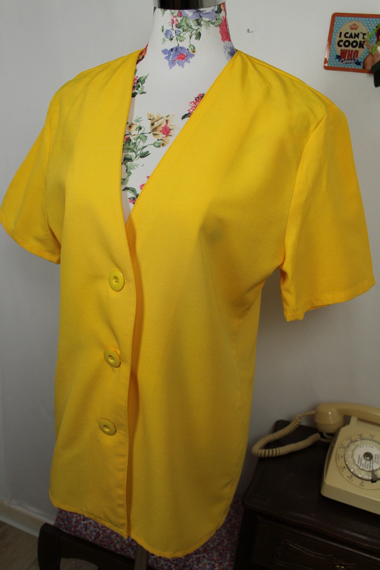 🌸🍒Blouse vintage 90's jaune soleil en viscose - chic & lumineuse - Taille 40/42🍒🌸