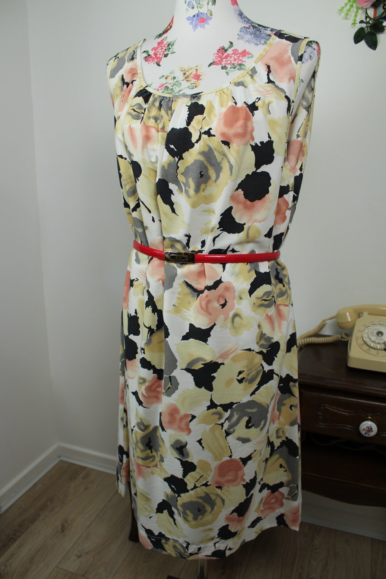 🌸🍒Robe vintage 90's roses en aquarelle romantique - Taille 44/46🍒🌸