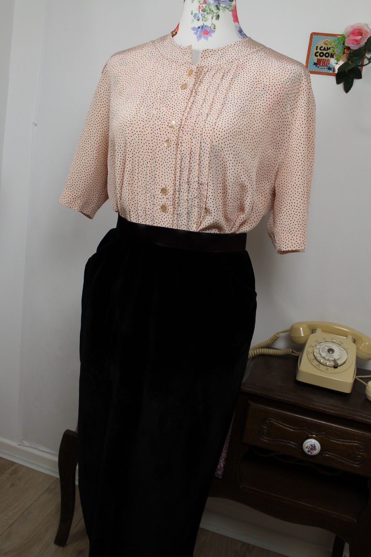 🌸🍒Jupe vintage 80's en velours noir & bande satinée - 40/42🍒🌸