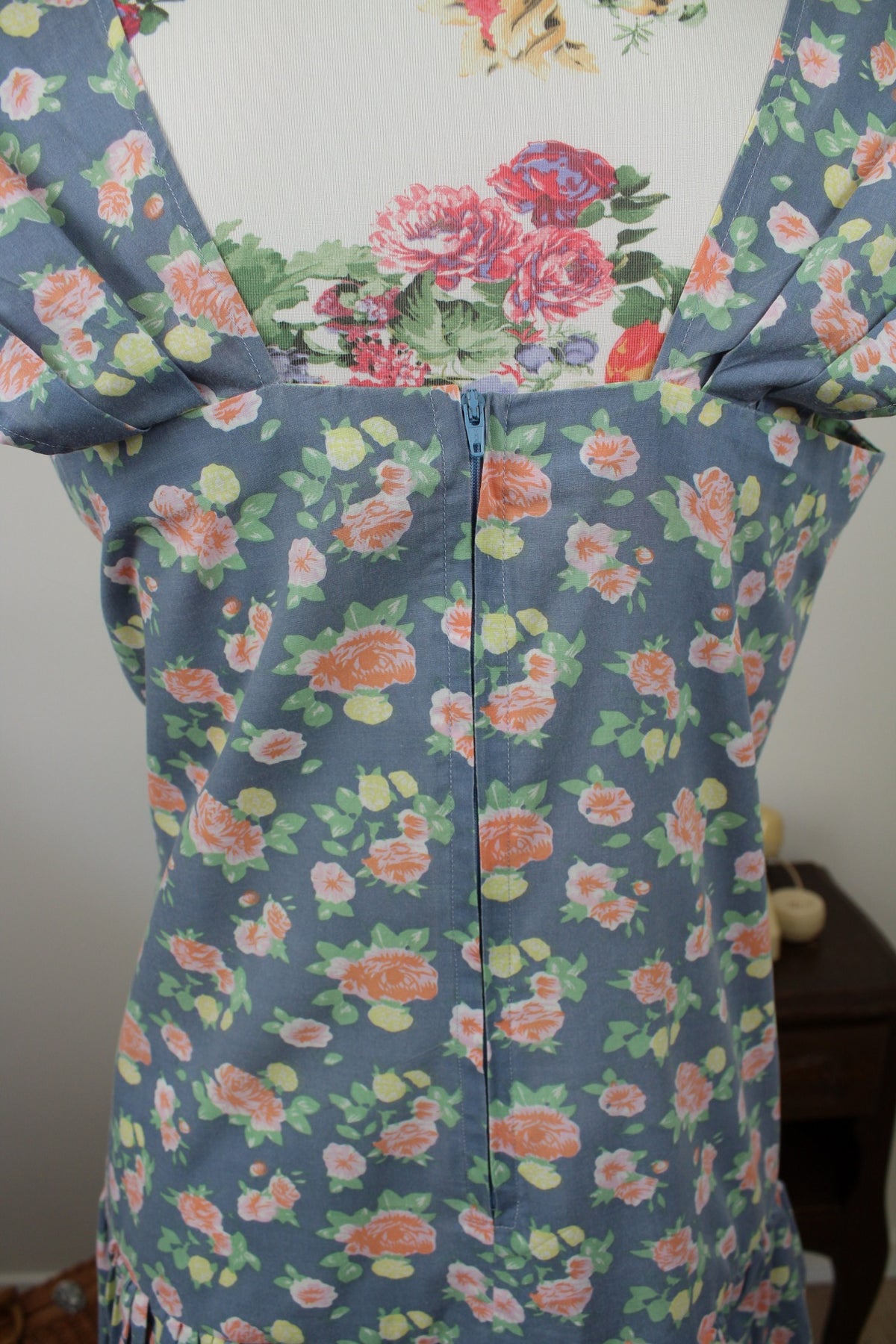 🌸🍒Robe vintage années 80 en coton bleu doux motifs roses romantiques - Taille 38🍒🌸