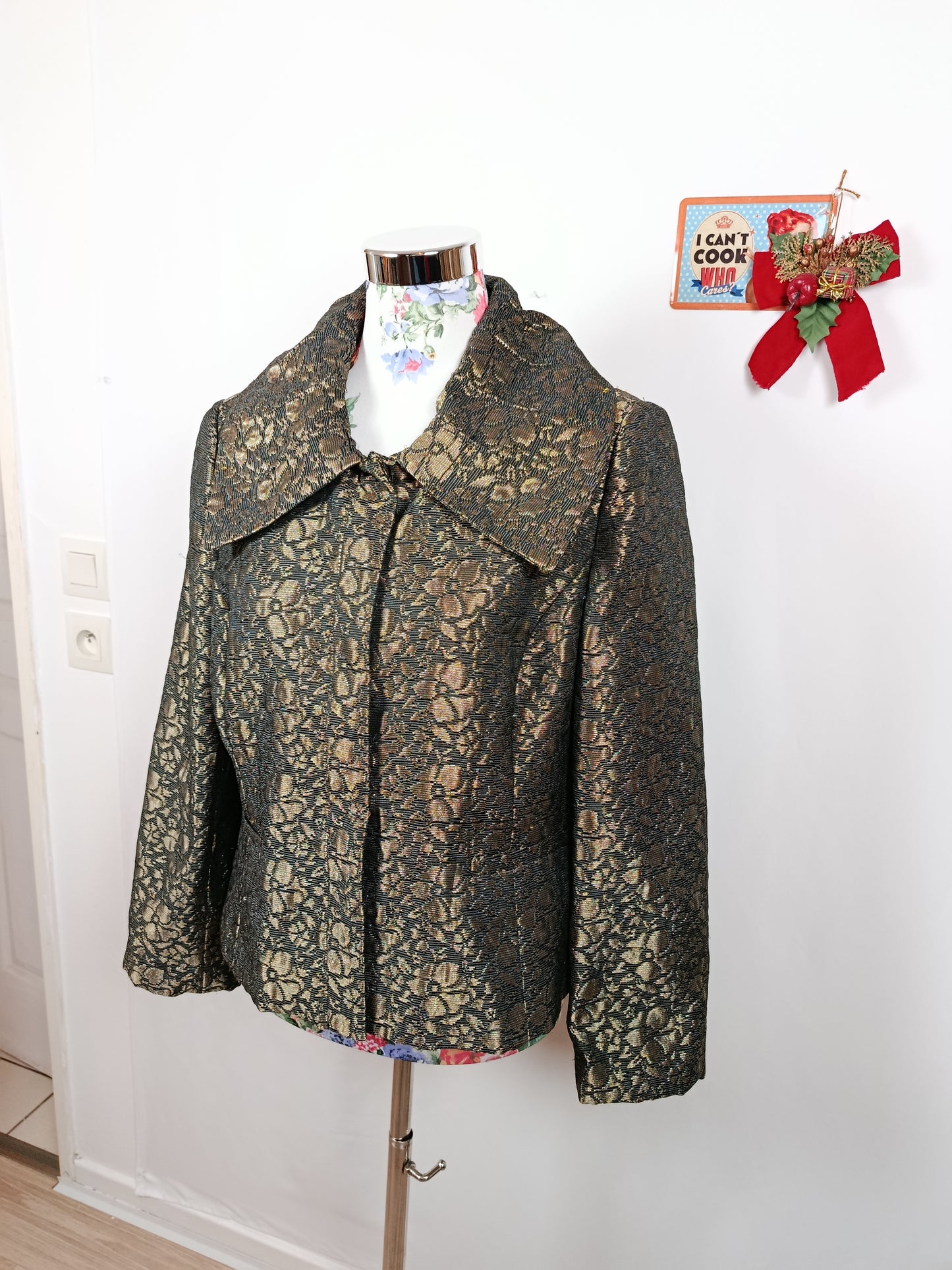 ✨Veste brocart dorée vintage H&M 2000's - chic & festive✨