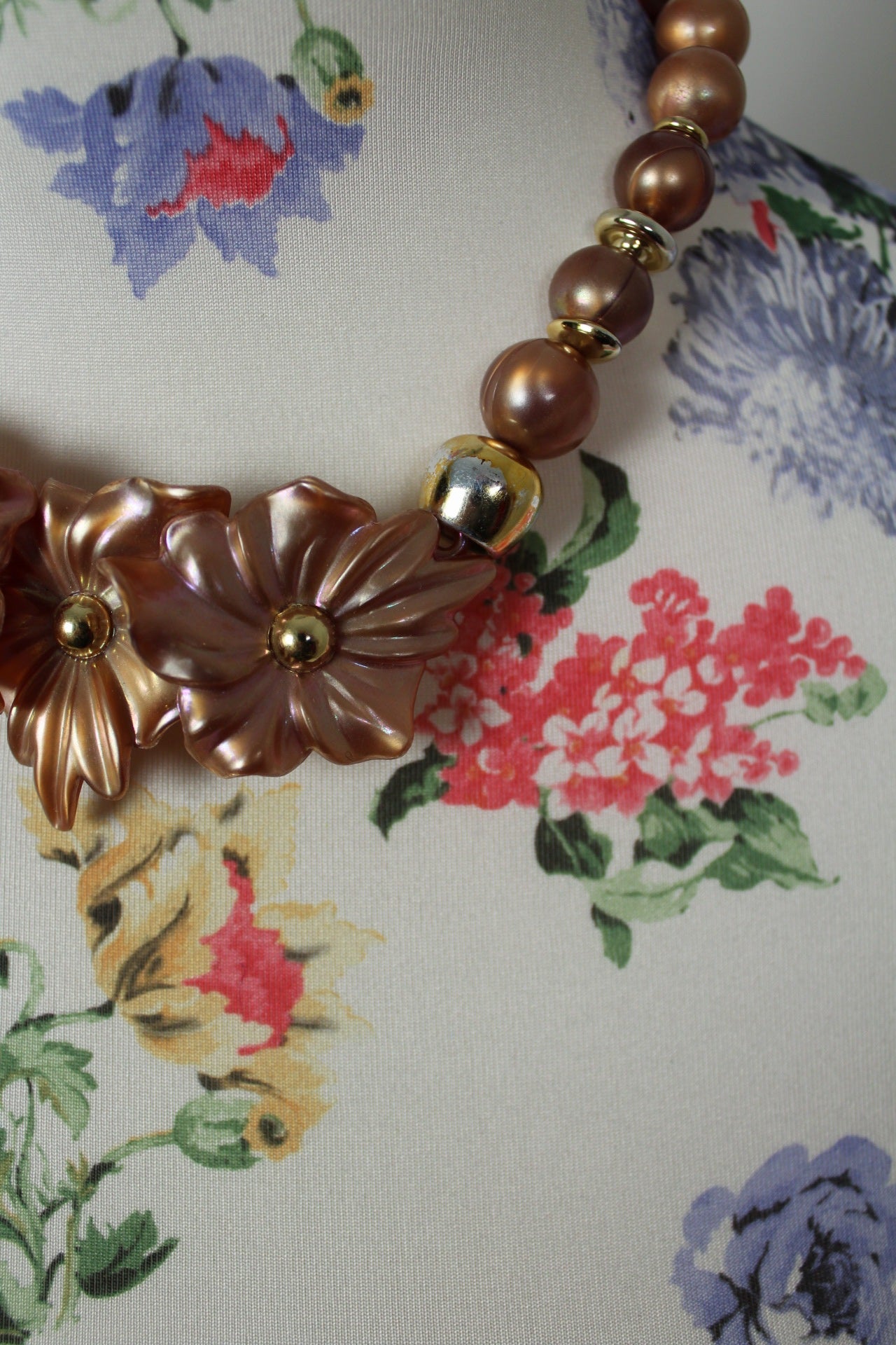 🌸🍒Collier vintage 80's perlée rondes & fleurs cuivrées🍒🌸