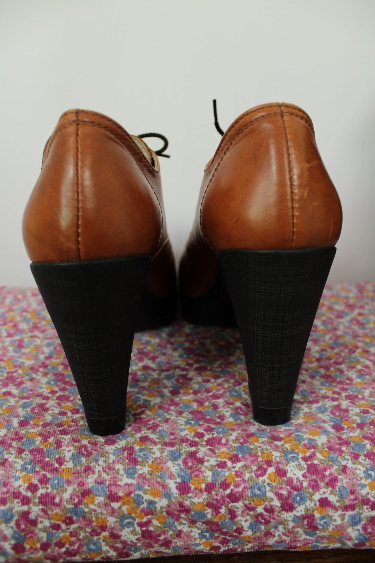 🌸🍒Derbies à talons en cuir marron type oxford rétro - pointure 39🍒🌸