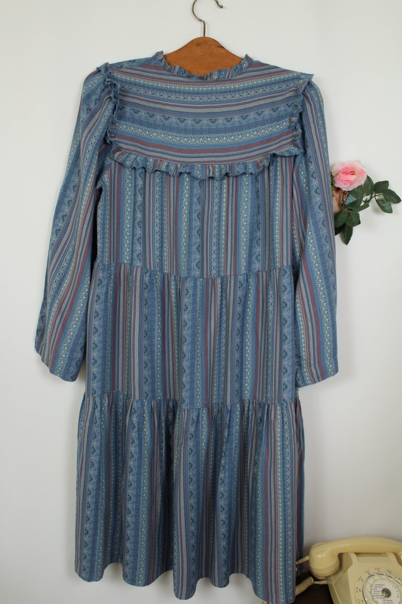 🌸🍒Robe vintage 90's rayée à volants & étages babydoll bohème - Taille 38/40🍒🌸