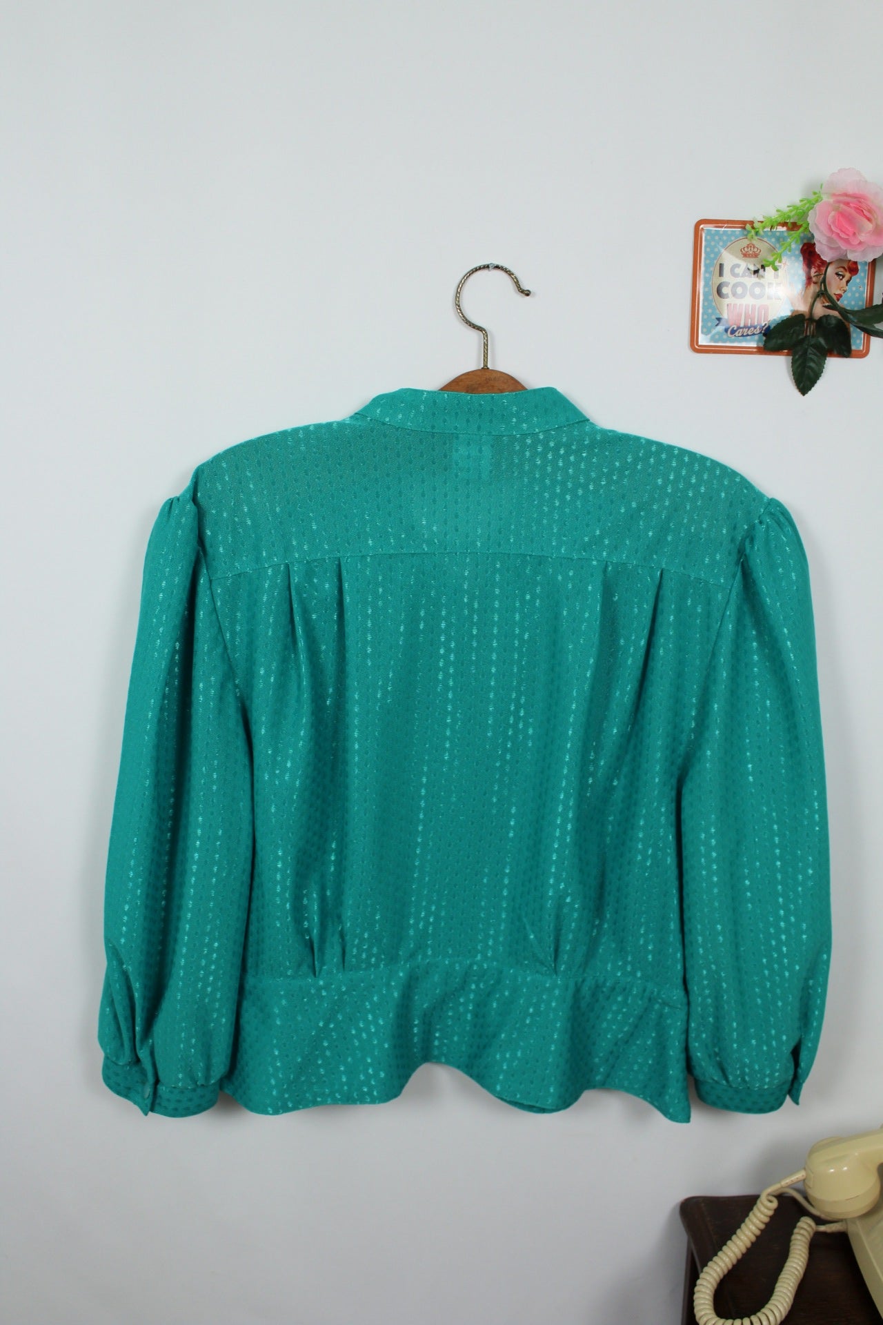 🌸🍒Blouse vintage 70's turquoise fuseaux satinés et col officier - Taille 38 à 42🍒🌸
