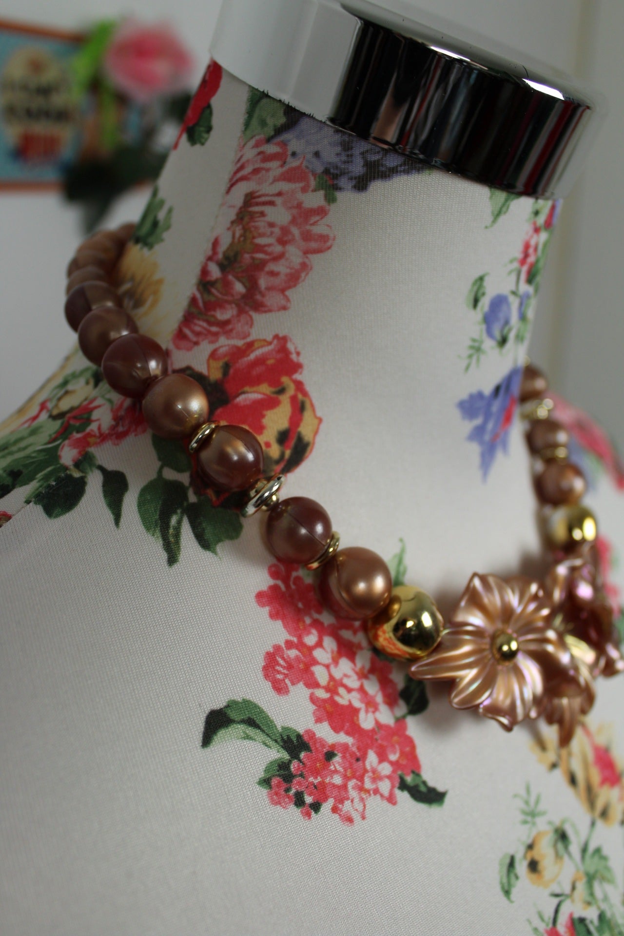 🌸🍒Collier vintage 80's perlée rondes & fleurs cuivrées🍒🌸