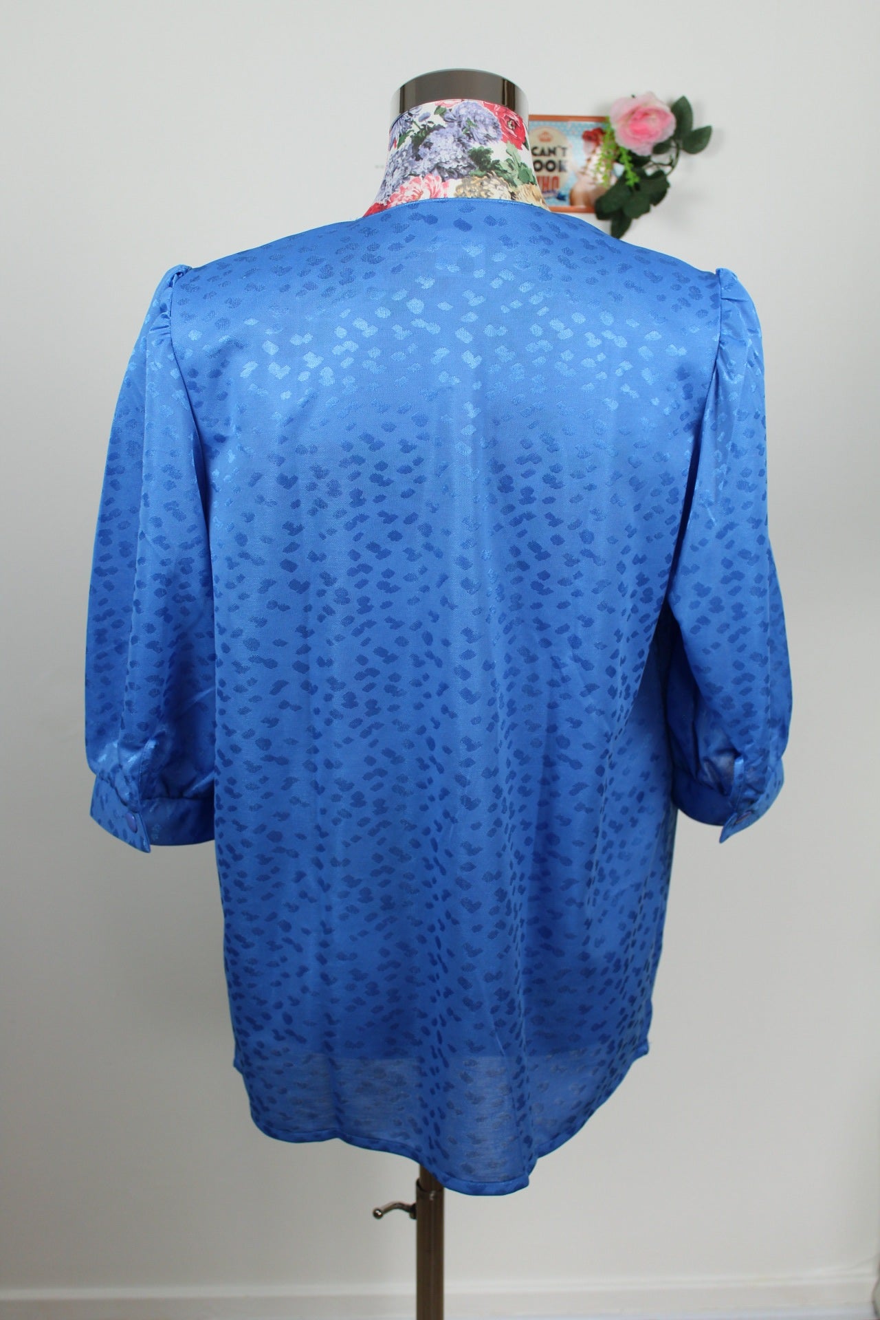 🌸Blouse vintage 80's bleu vif - motifs satinés léopard🍒