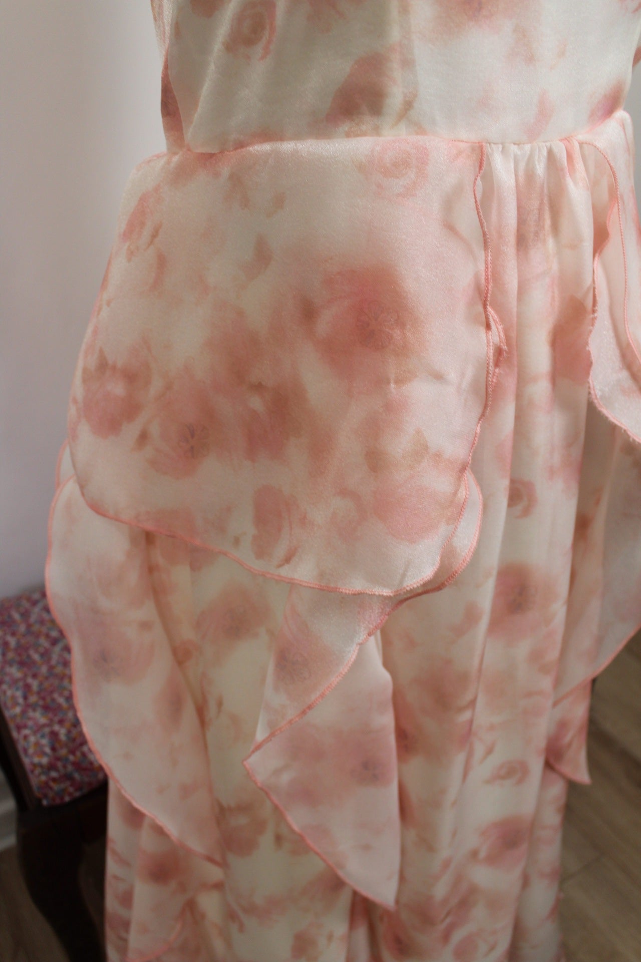 🌸🍒Robe Y2k romantique - volants effet pétales de fleurs & rose doux pailleté - Taille 38🍒🌸
