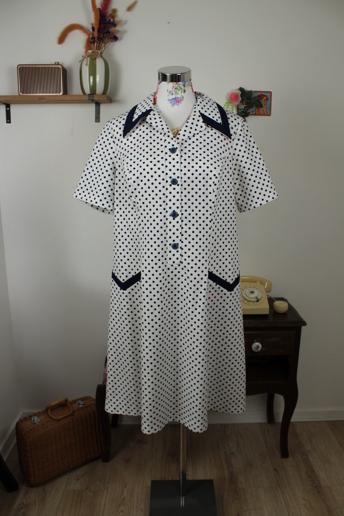 Robe vintage années 80 pin-up/rockabilly à pois marine - col chemise - Taille 40/42