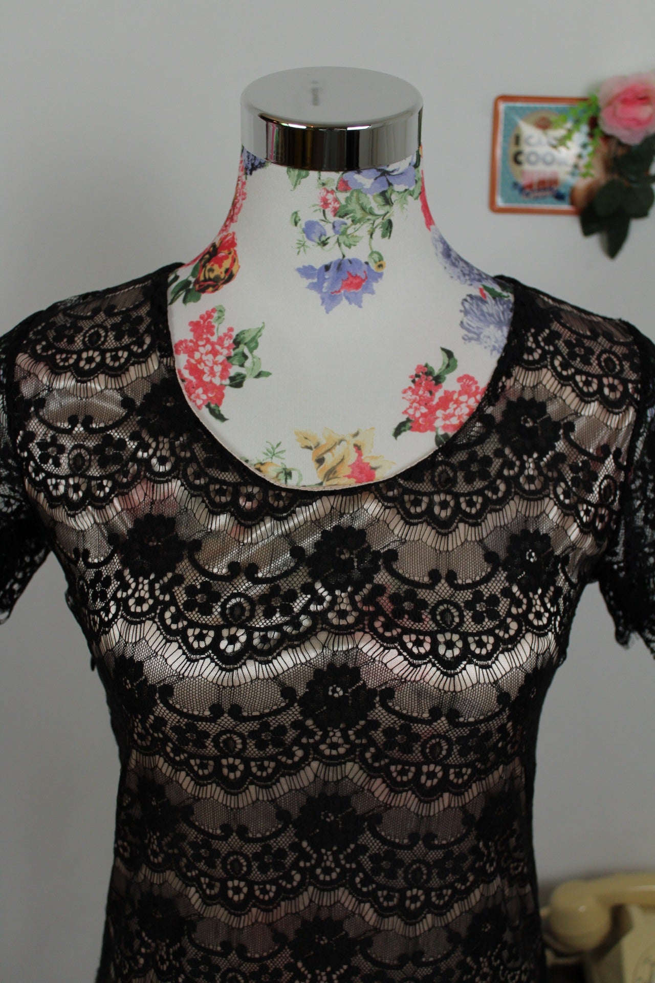 🌸🍒Tunique pin-up/goth romantique en dentelle fleurie - Vintage Dressing - Taille 36🍒🌸