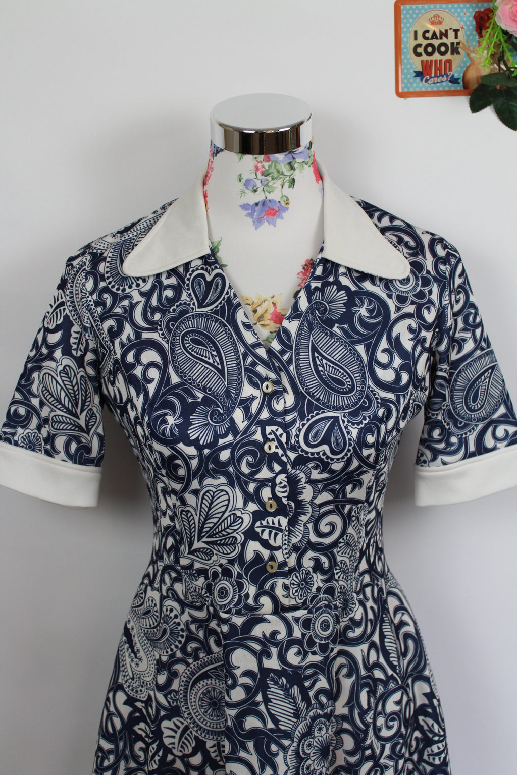 🌸Robe vintage navy fleurie baroque 70's - made in France🍒