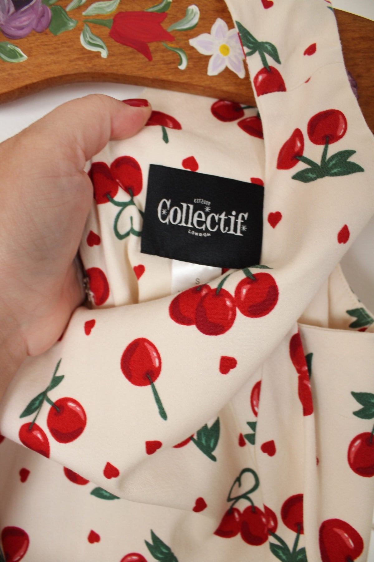 Robe pin-up/rockabilly Collectif crème motif cerises - Taille 34/36