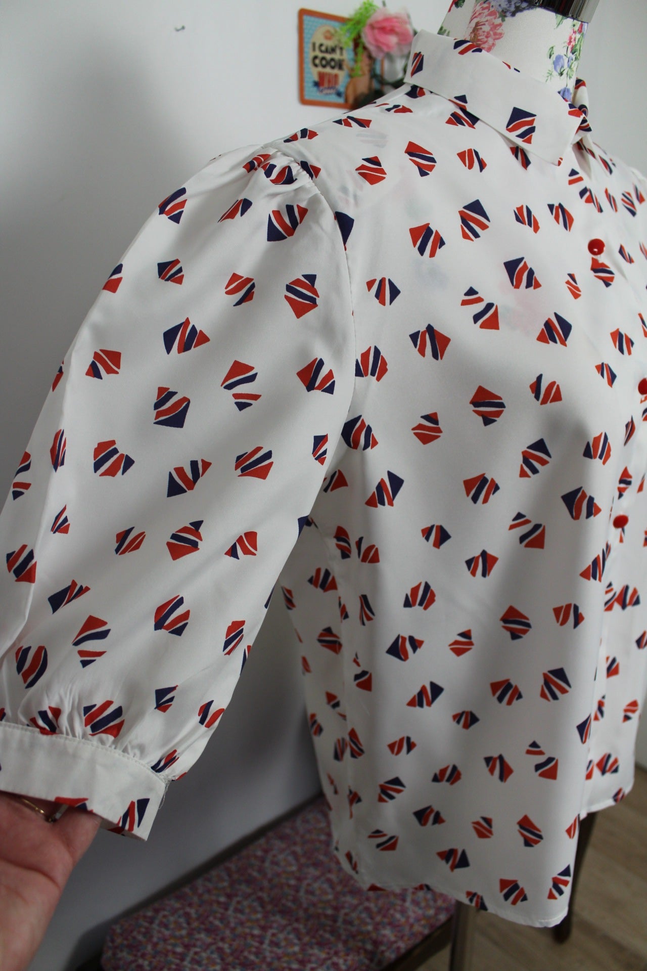🌸🍒Chemisier vintage 80's blanc motifs géométriques - manches bouffantes - Taille 40/42