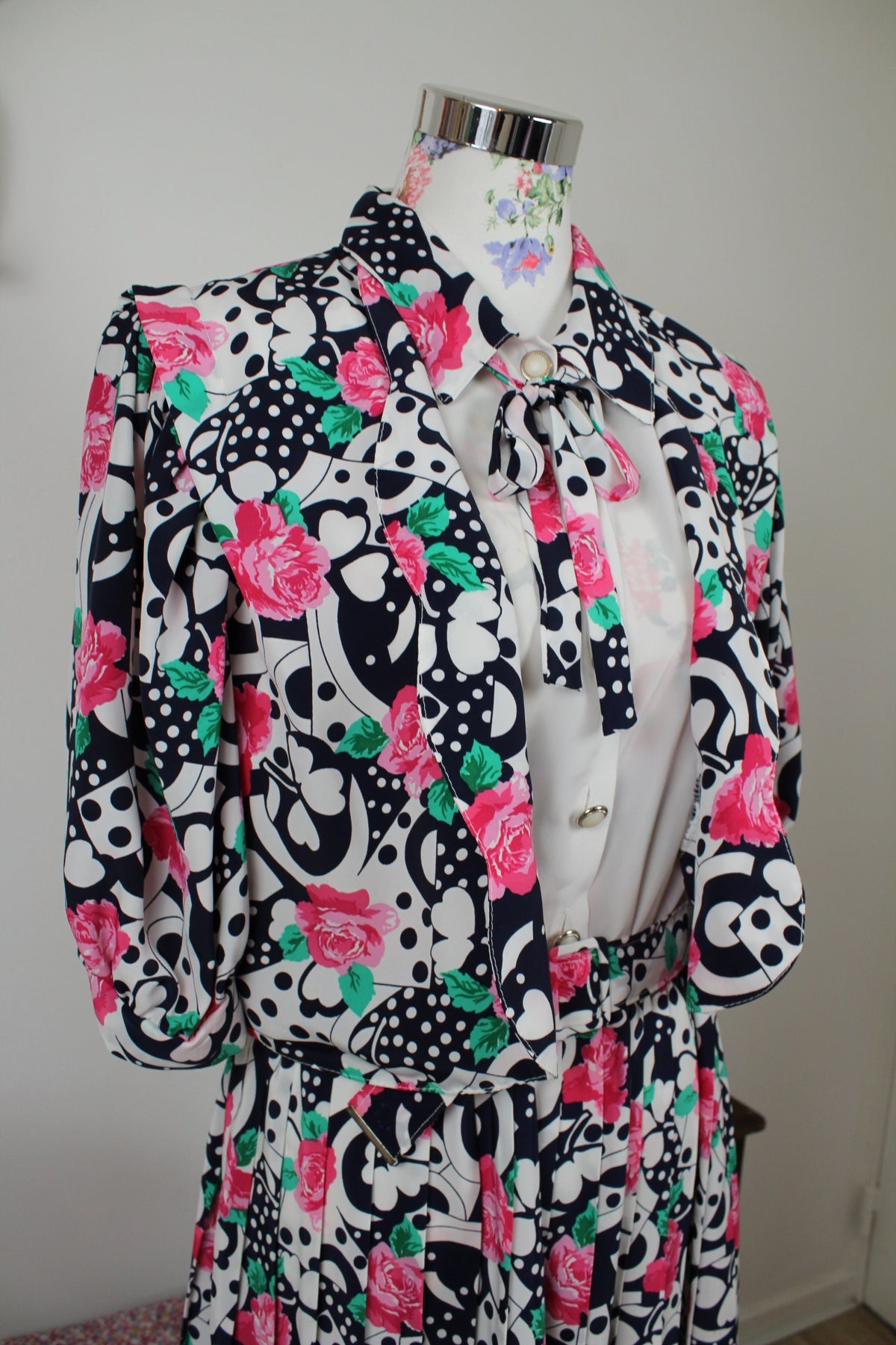 Robe vintage années 80 roses, pois & trèfles - boléro inclus - Taille 46/48