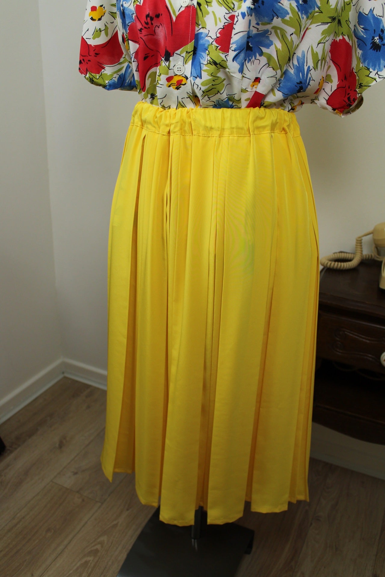 🌸🍒Jupe vintage années 80 plissée jaune ensoleillé pin-up - Taille 36/38🍒🌸
