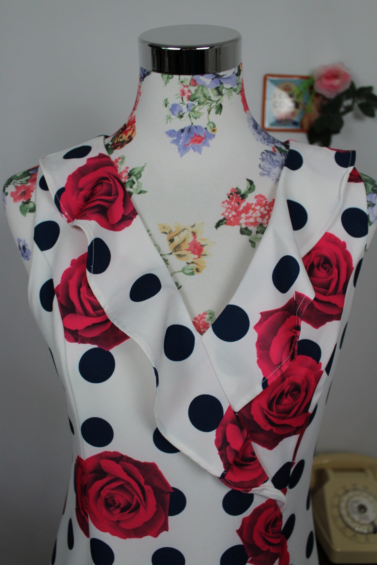🌸🍒Robe rockabilly/pin-up pois marines & roses fuchsia - Jus d'Orange - Taille 38🍒🌸