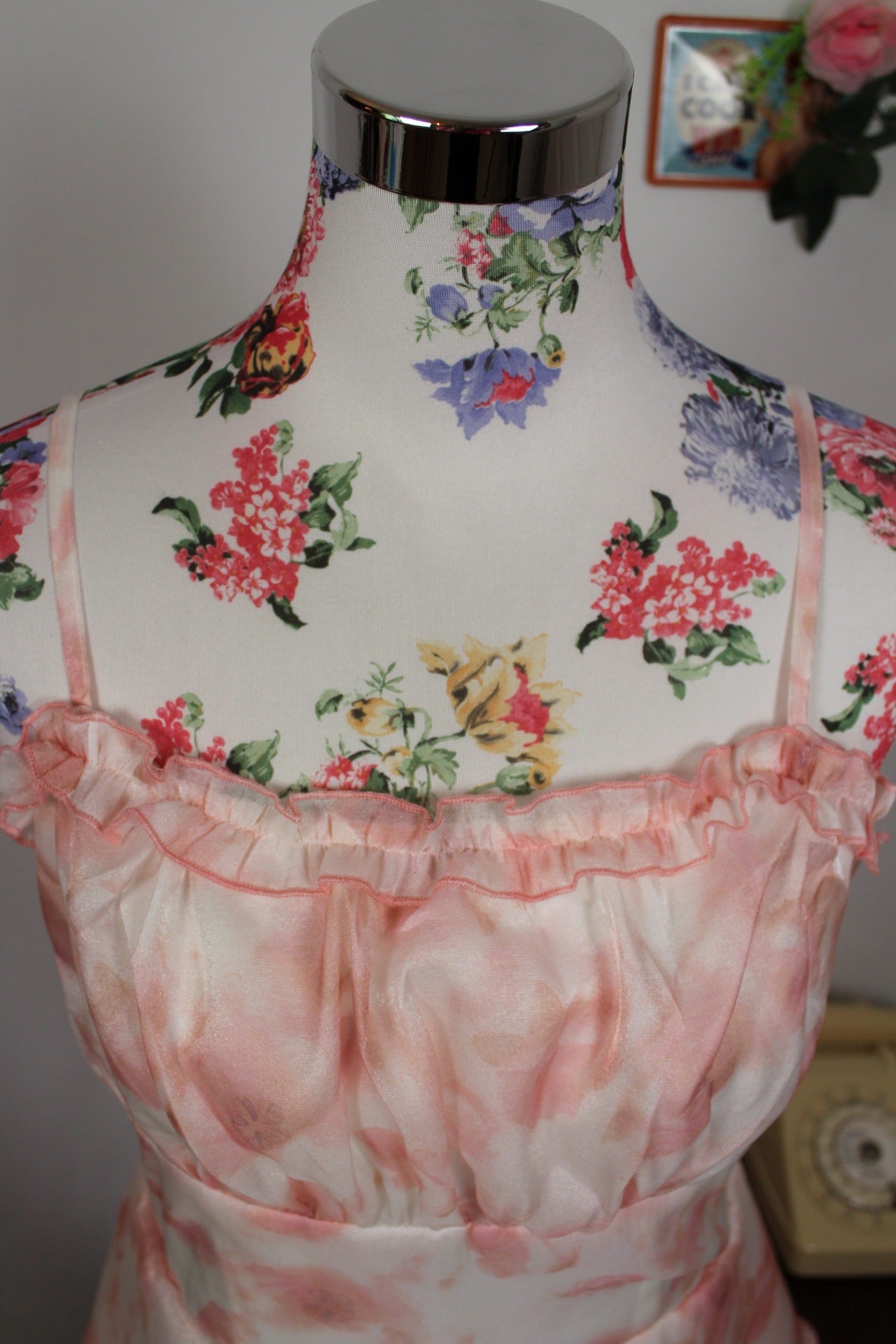 🌸🍒Robe Y2k romantique - volants effet pétales de fleurs & rose doux pailleté - Taille 38🍒🌸