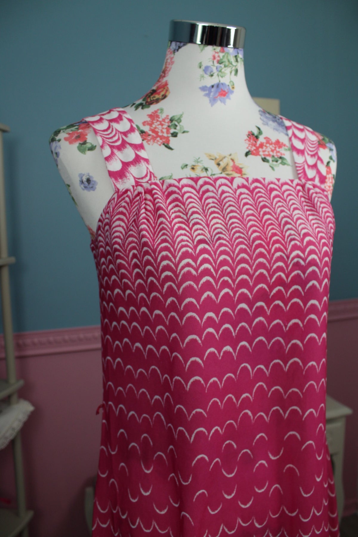 Ensemble robe + boléro vintage années 70 rose pep's motif coquille - Taille 36