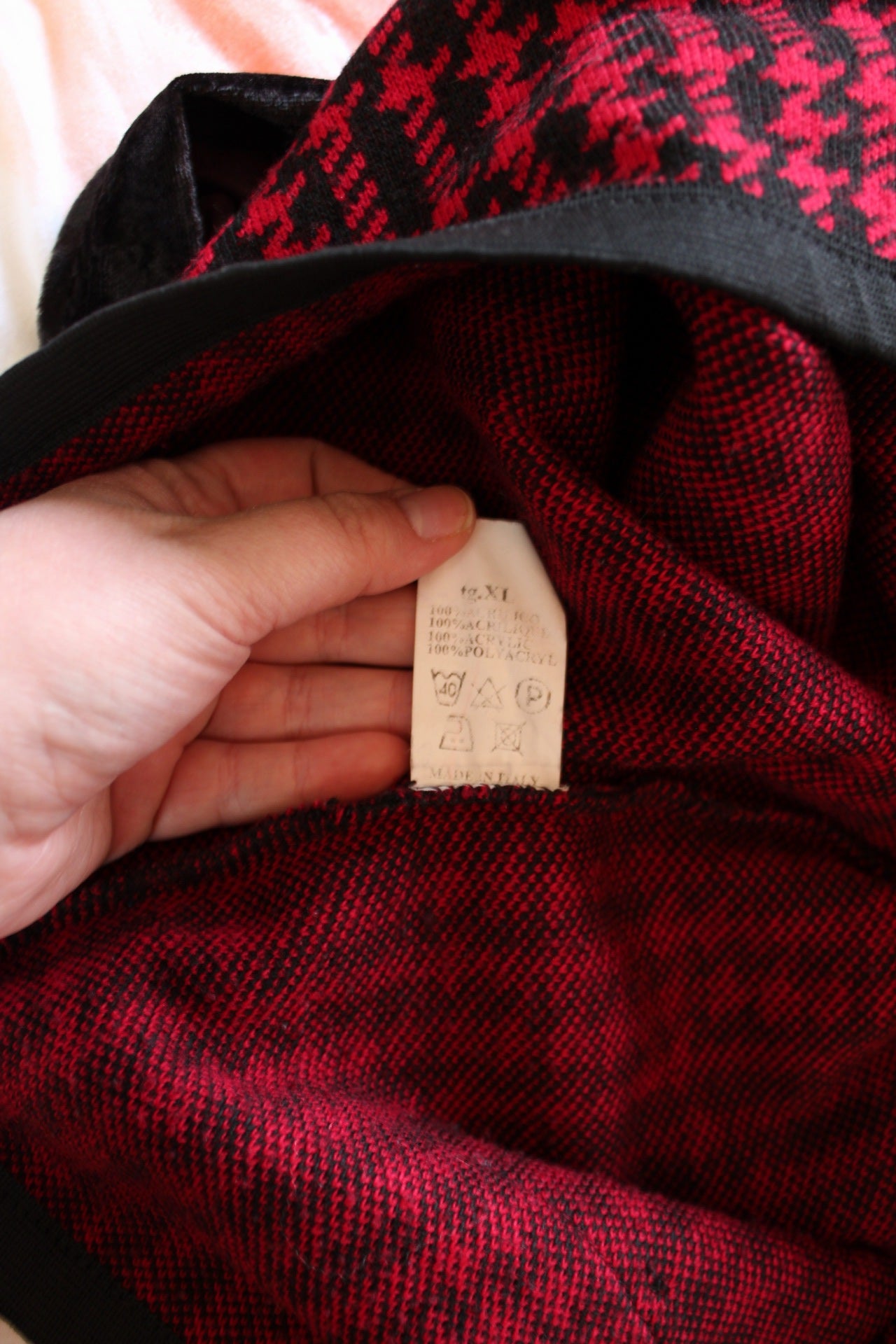 ✨Cardigan vintage italien 80/90s - pieds de poule & boutons dorés✨