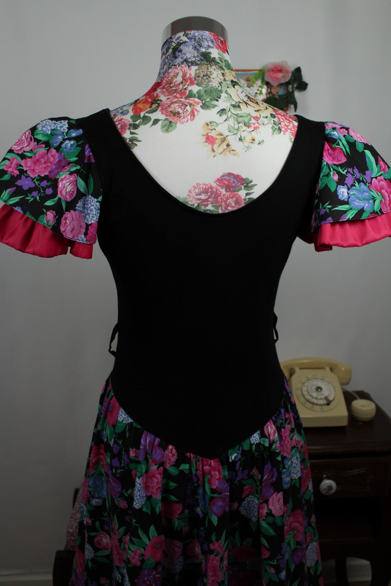🌸🍒Robe vintage 80s plastron corset fleurie bohème romantique folk jupe évasée - Taille 36/38🍒🌸