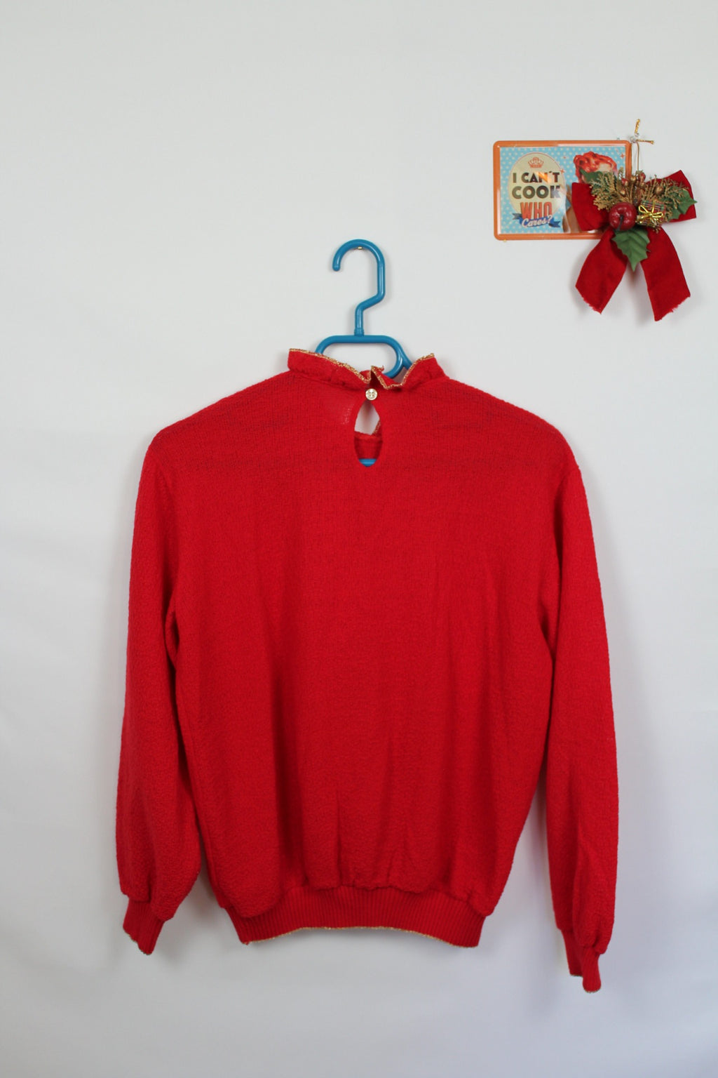 ✨Pull rouge vintage 80's à volants & fleurs brodées dorées - pull de fêtes ✨