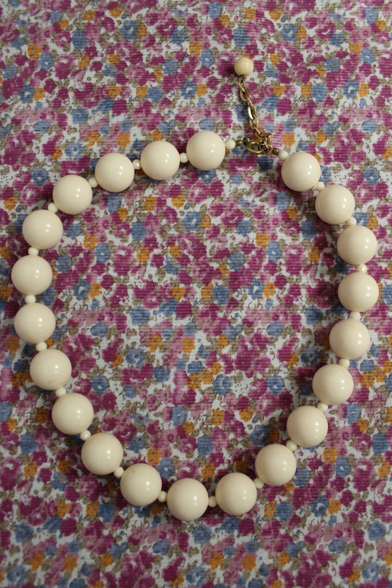 🌸🍒Collier vintage 80's ras du cou perles blanc ivoire🍒🌸