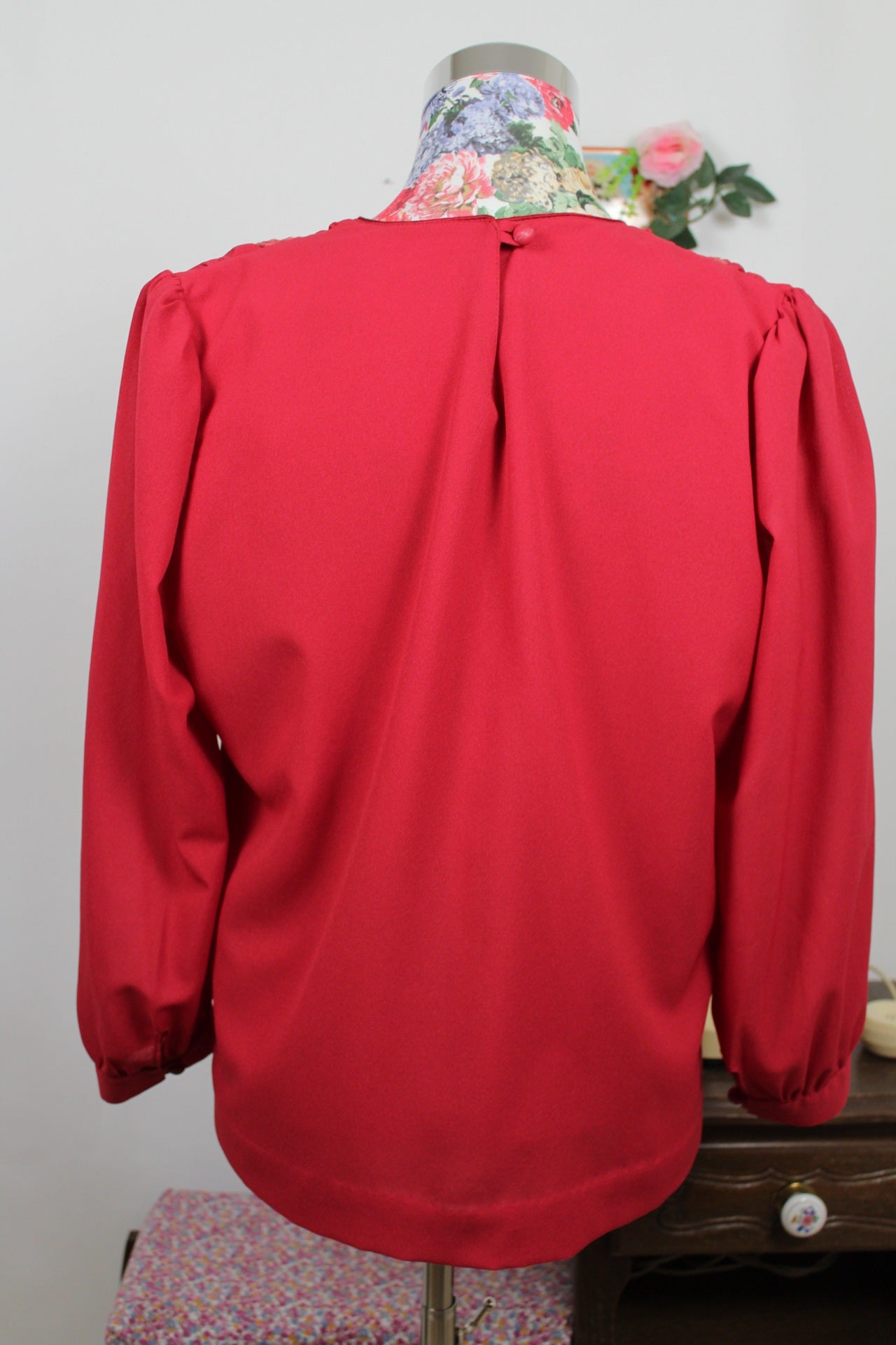 🌸🍒Blouse vintage 90's rouge romantique & broderies fleuries - Taille 40/42🍒🌸