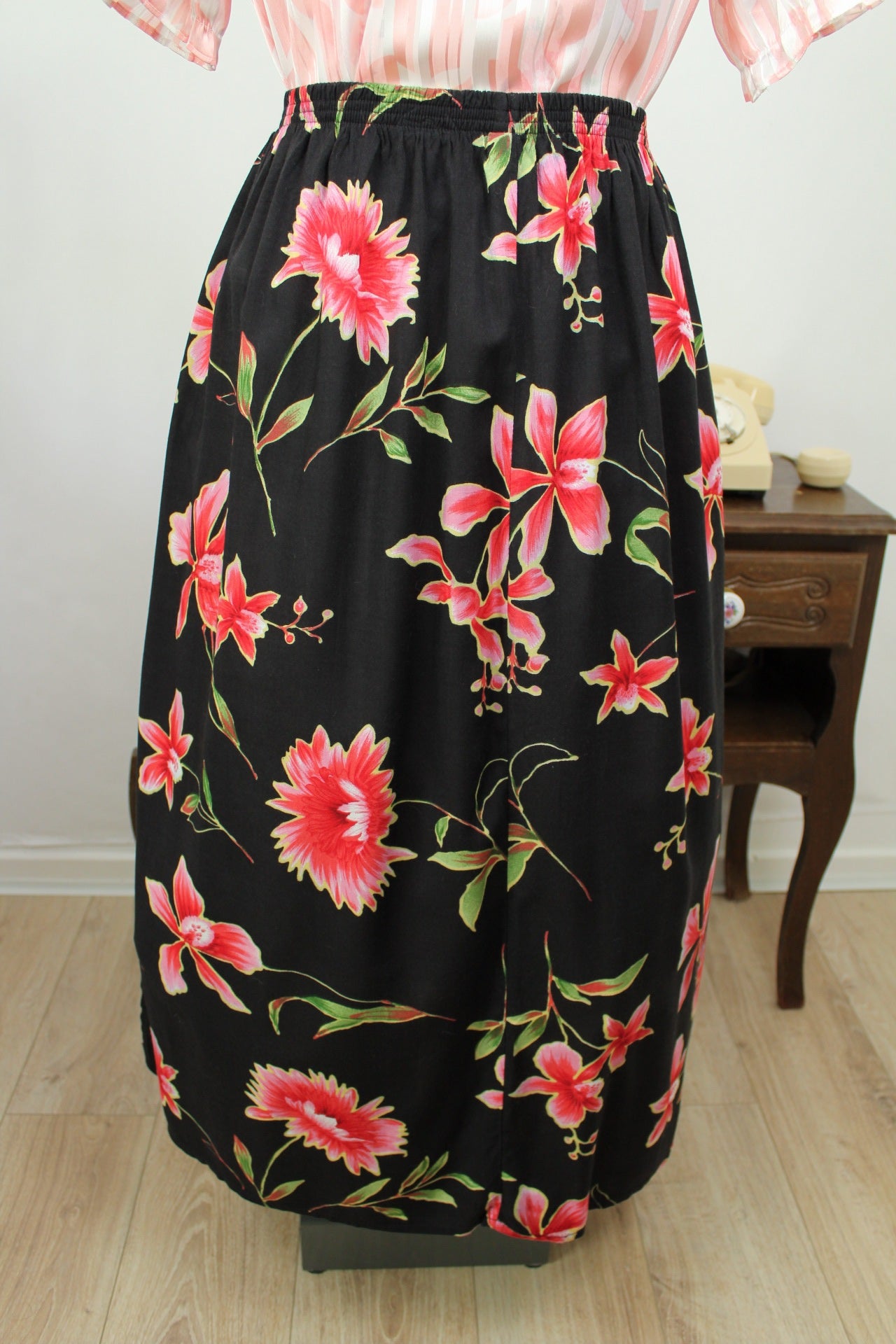🌸🍒Jupe vintage 90's midi fluide imprimée fleurs des îles - Taille 44/46🍒🌸