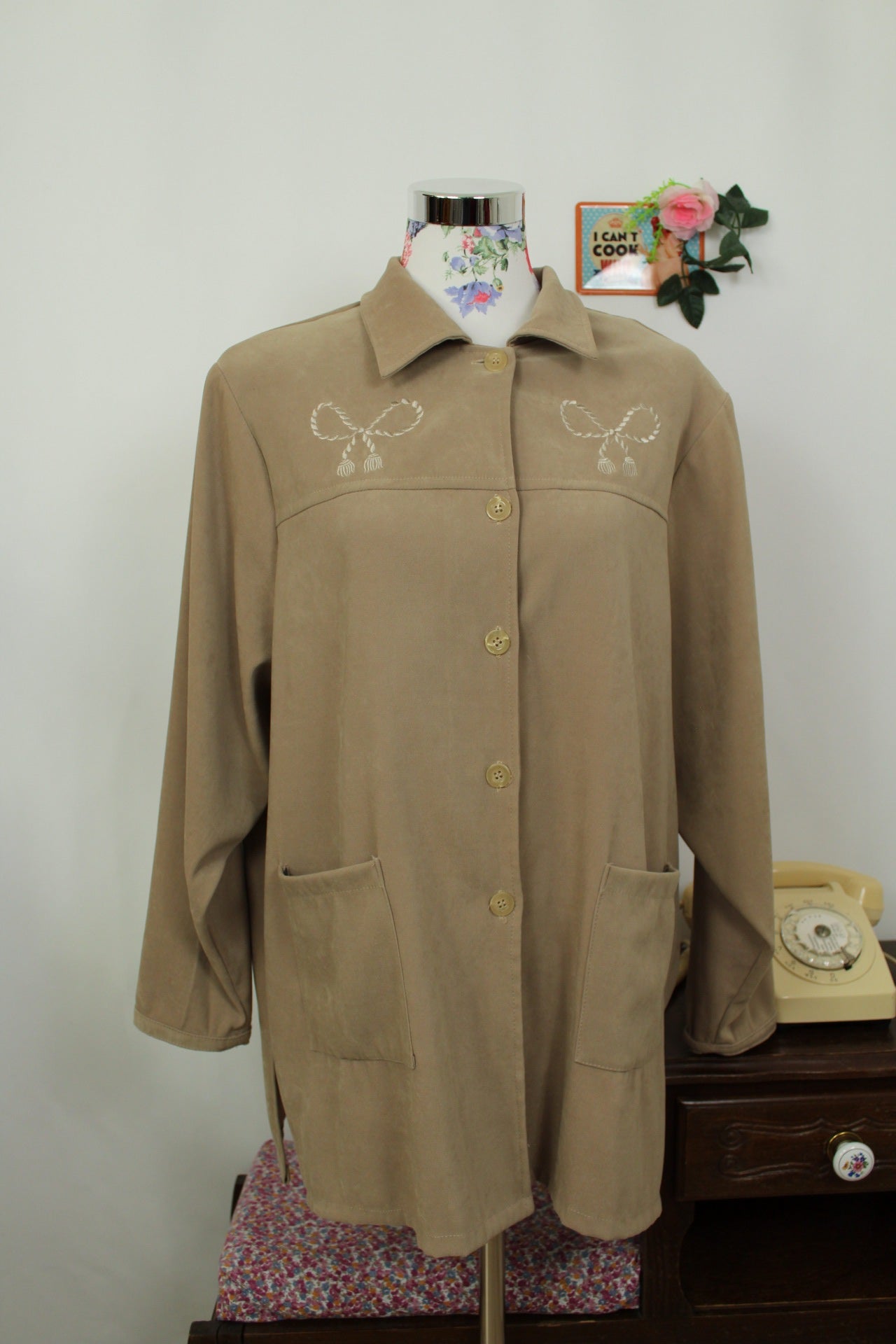 🌸🍒Veste chemise suédine vintage 90's mi saison/printemps - noeuds brodés - Taille 42/44🍒🌸