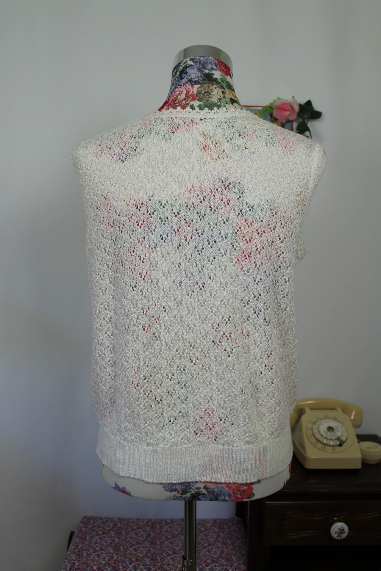 🌸🍒Haut blanc vintage 80's en mailles ajourées - boutons nacrés - Taille 38/40🍒🌸