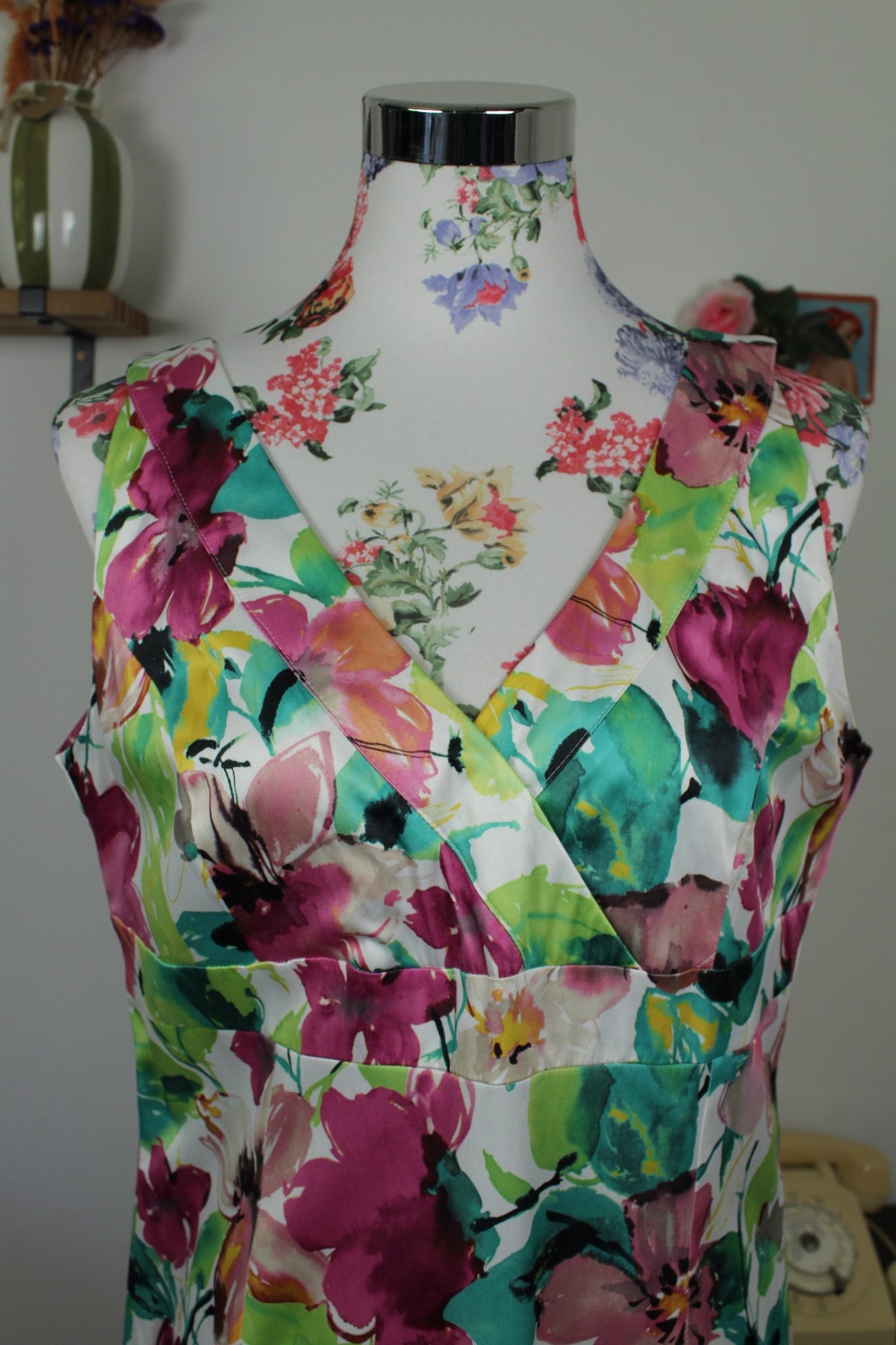 Robe vintage années 80/90 fleure façon aquarelle satinée - Taille 38/40