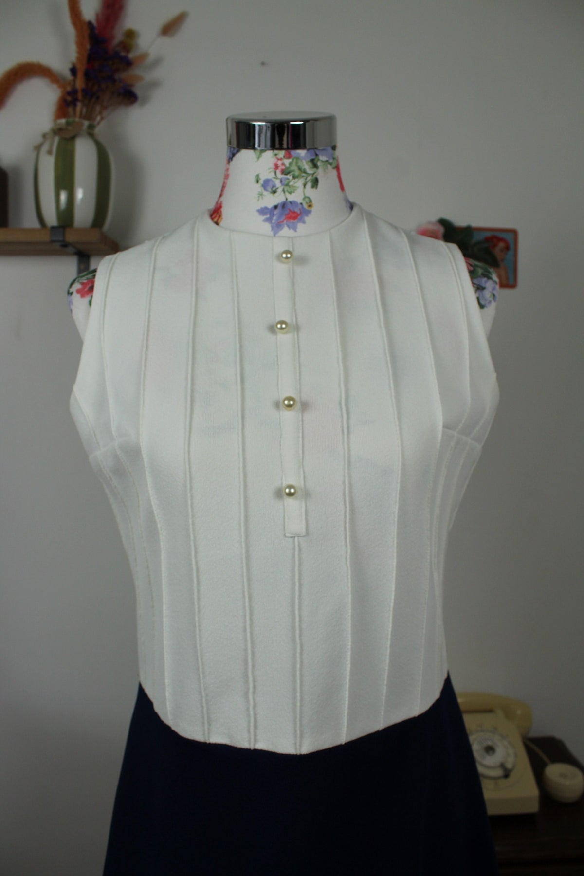 Robe preppy vintage années 60 blanche & marine chic - boutons nacrés - Taille 38