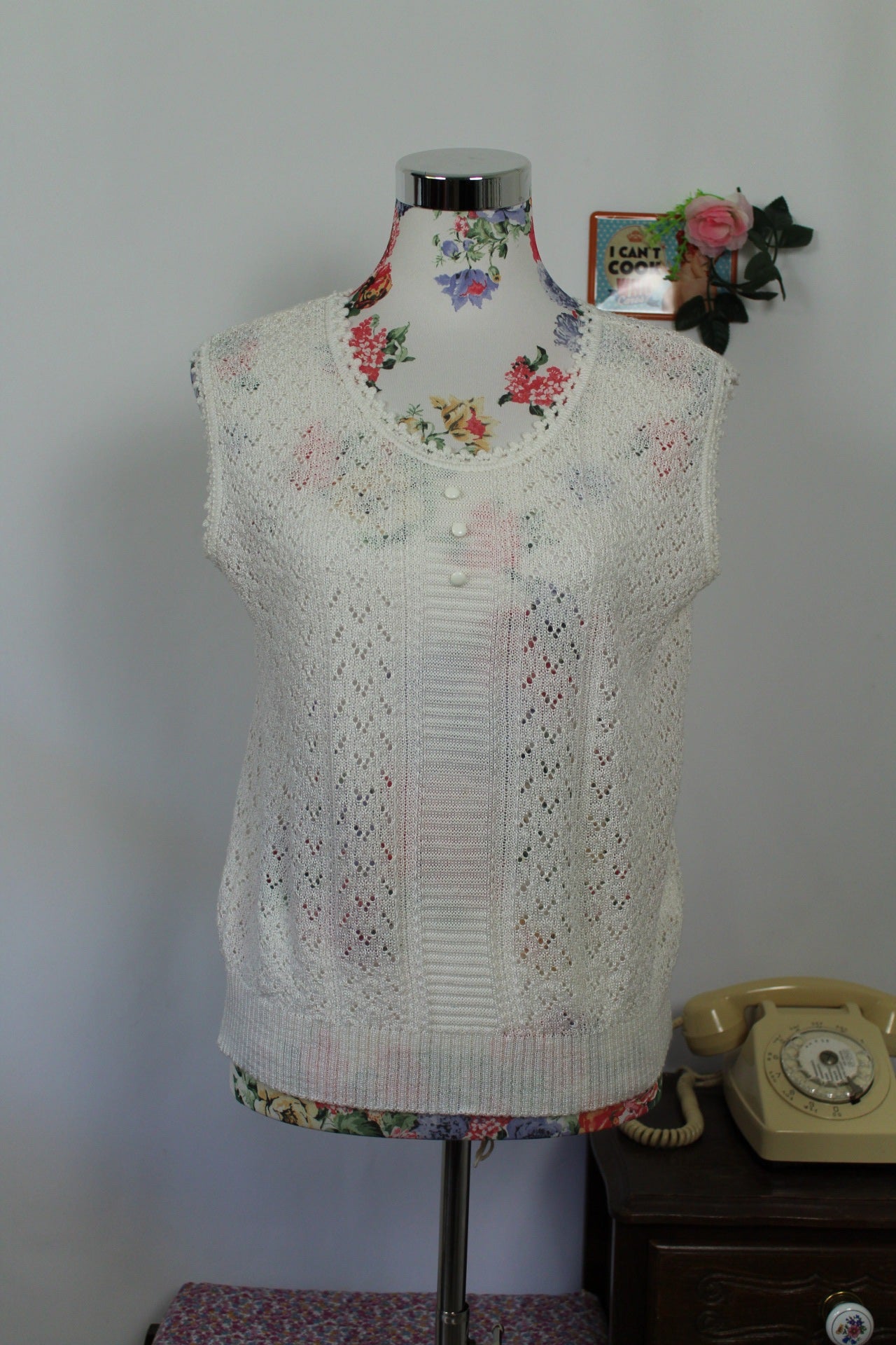 🌸🍒Haut blanc vintage 80's en mailles ajourées - boutons nacrés - Taille 38/40🍒🌸