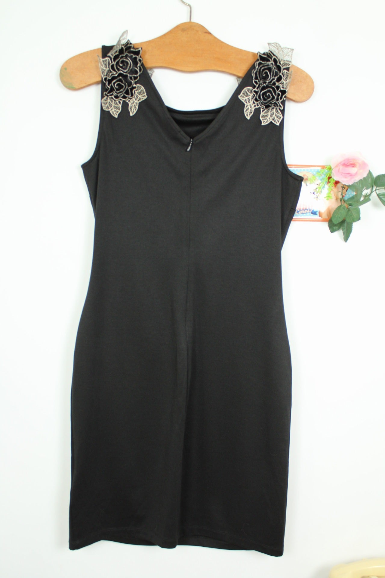 🌸🍒Robe noire Bodycon dress Yessica Y2k fin 2000s - roses en velours & feuilles dorées - Taille 38🍒🌸