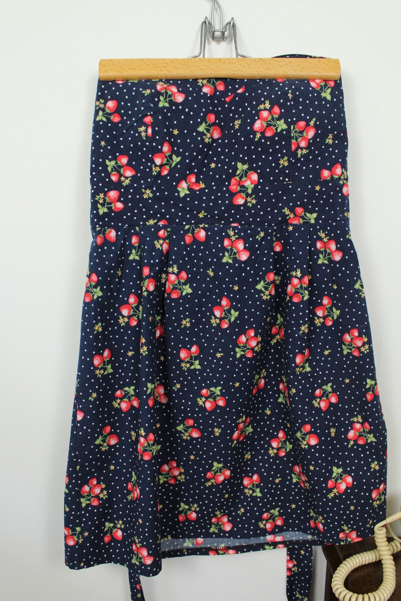 🌸🍒Robe pin-up/rockabilly bustier motif fraises en coton - Taille 38🍒🌸