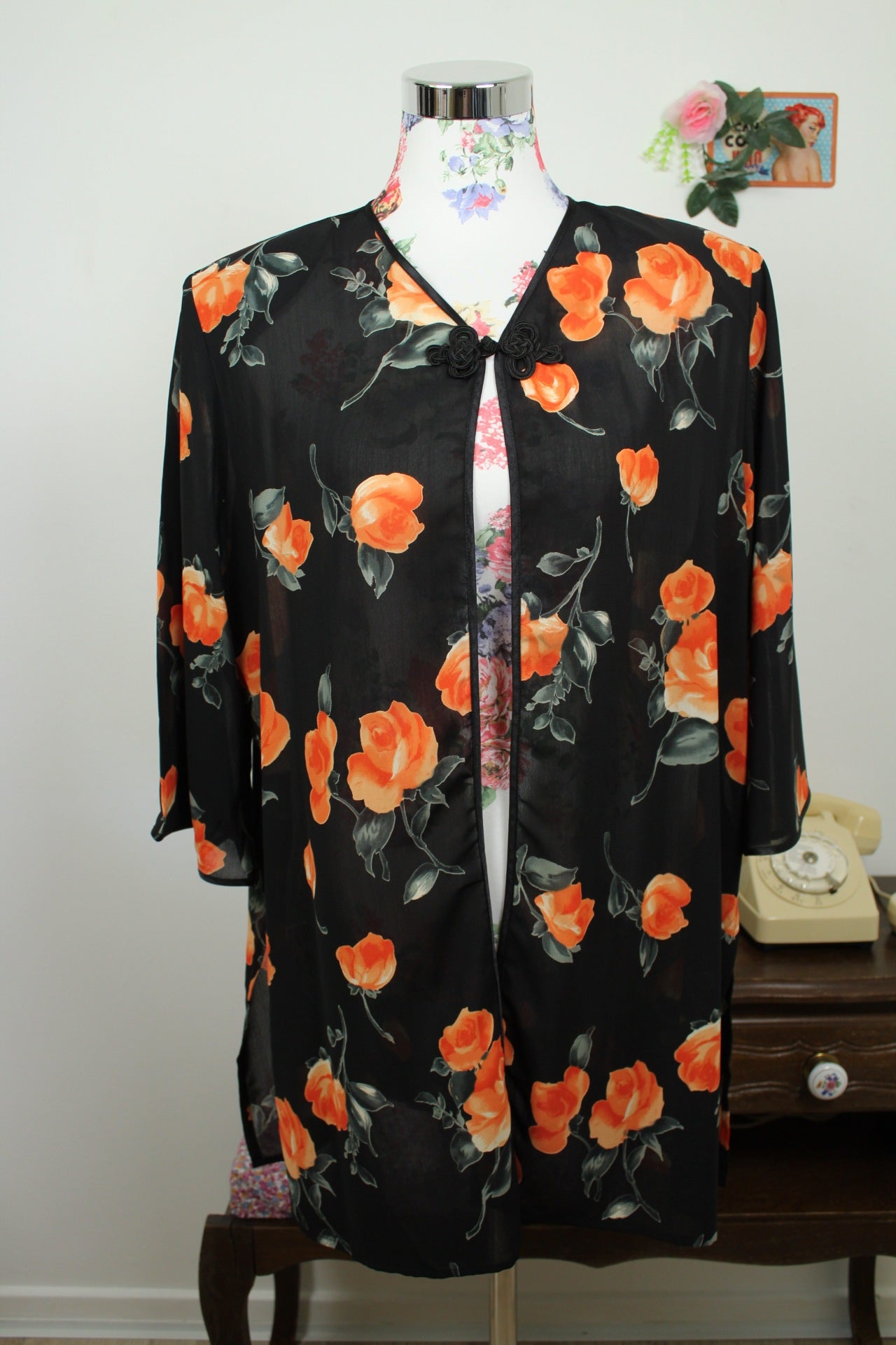 🌸🍒Cardigan vintage 80/90's voile noir transparent & roses en aquarelle - Taille 42/44🍒🌸