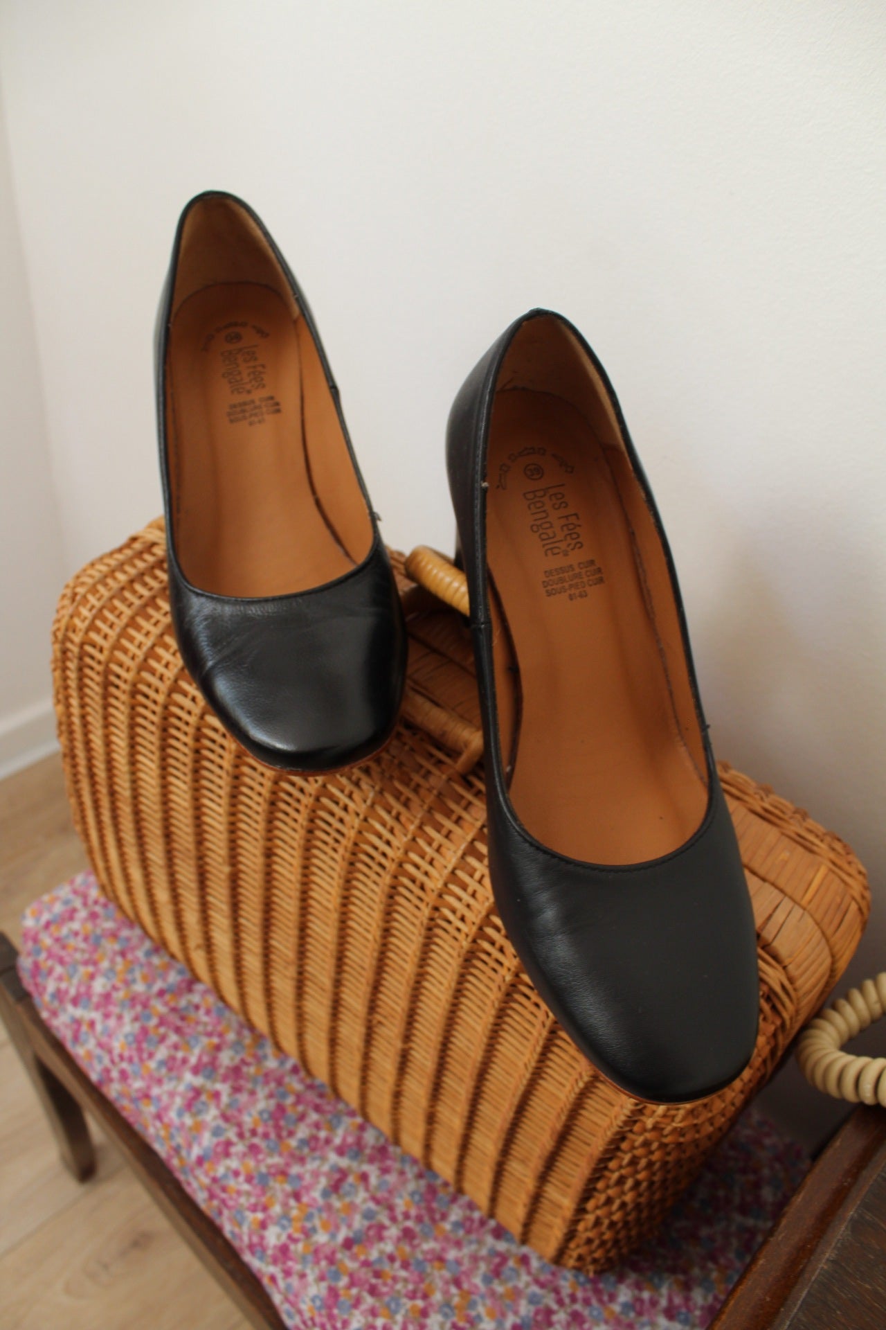 🌸🍒Escarpins rétro Les Fées de Bengale tout cuir & talon large - pointure 39🍒🌸