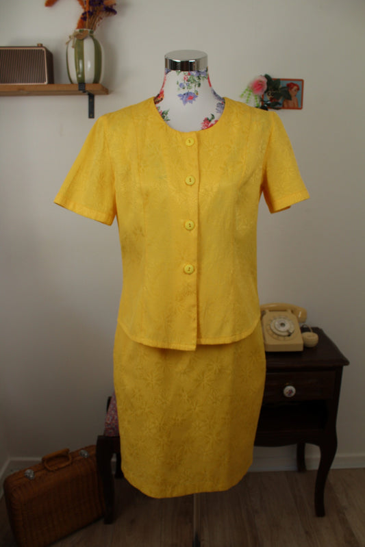 🌸🍒 Ensemble jupe + blouse vintage années 80 tissu texturé jacquard fleuri jaune - Taille 38/40🍒🌸